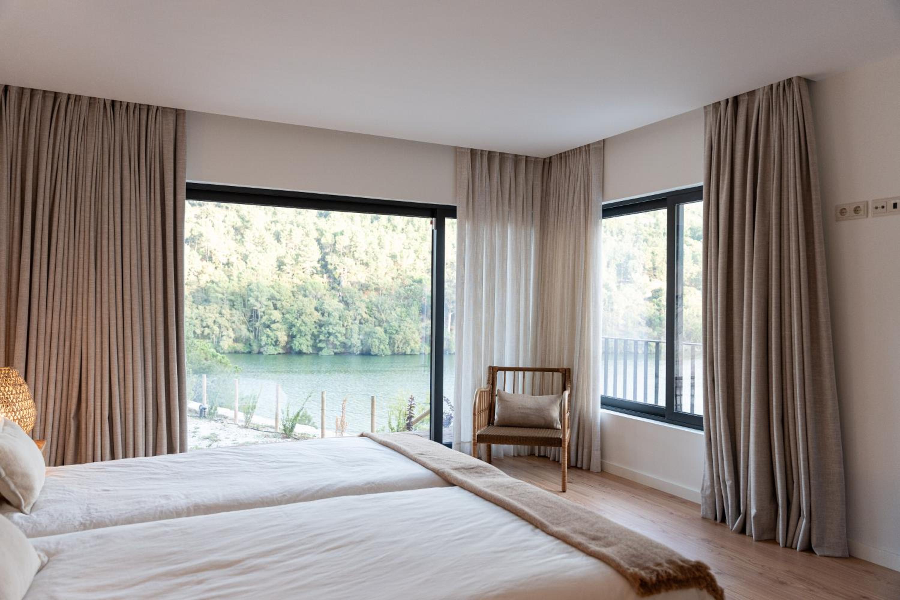 Deluxe Double or Twin Room with River View photo 1