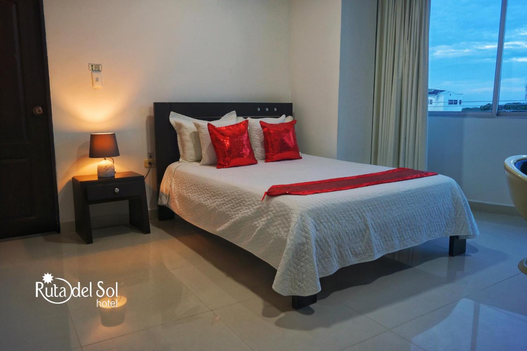 Single Room with Private Bathroom photo 2