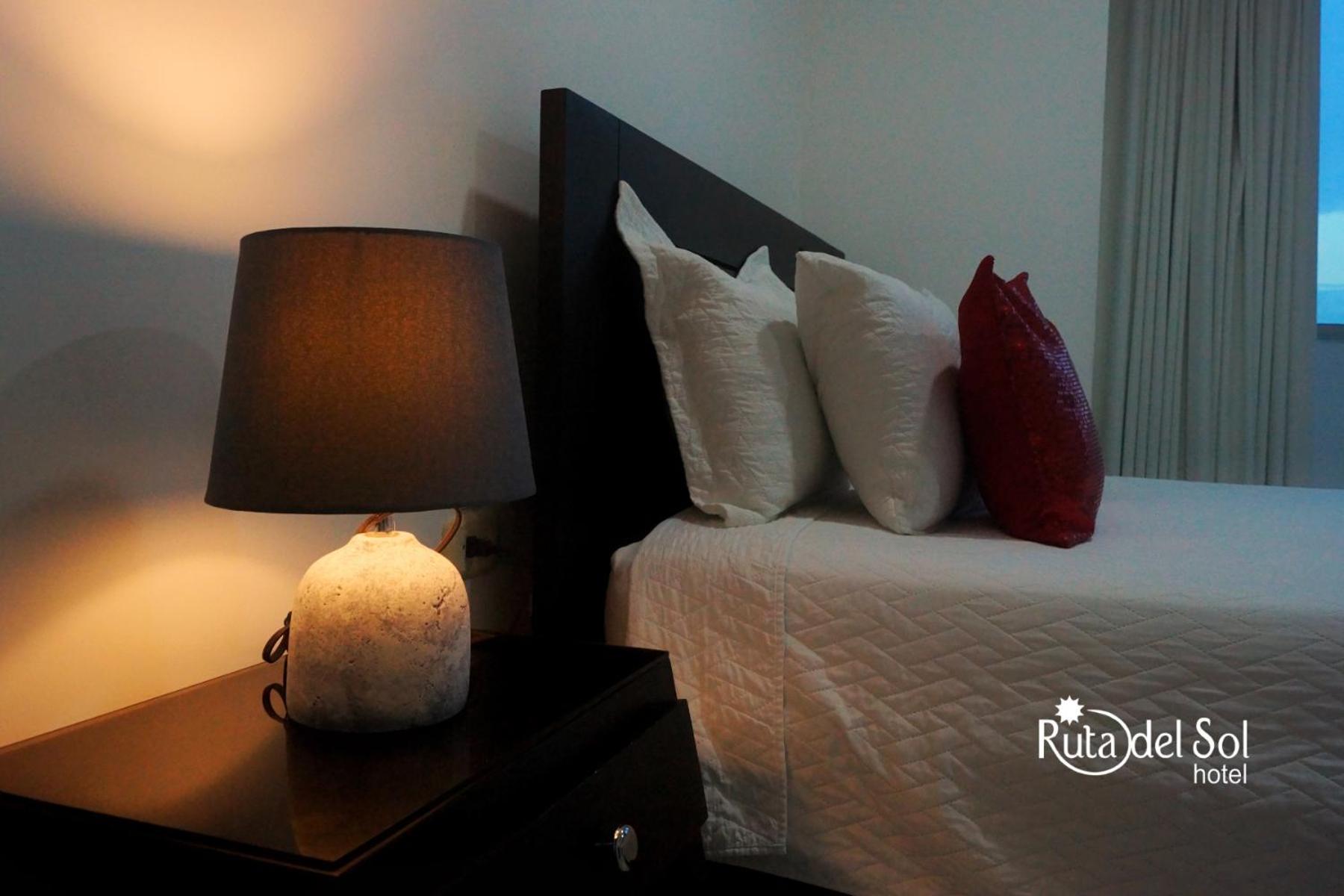 Single Room with Private Bathroom photo 1