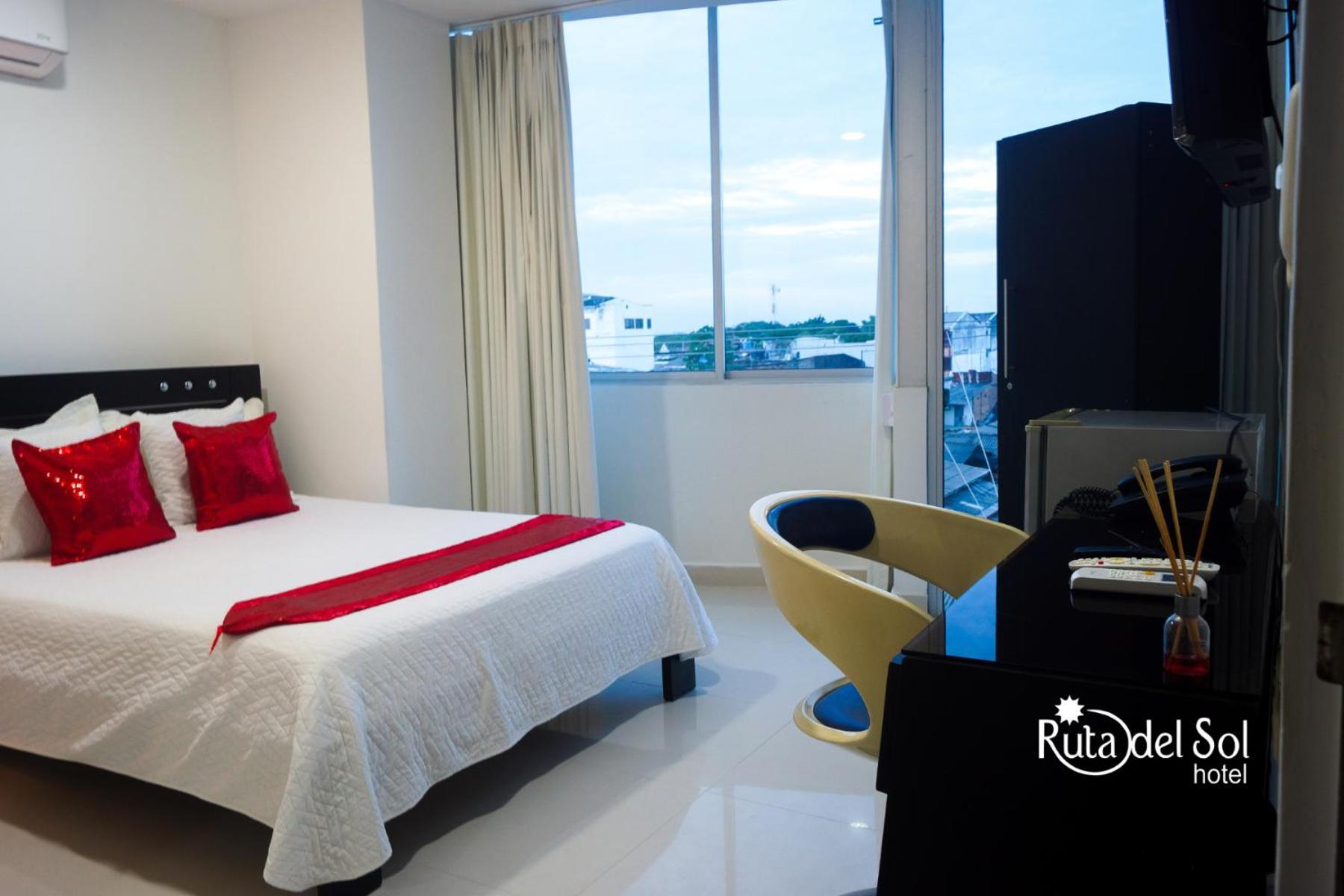 Single Room with Private Bathroom photo 3