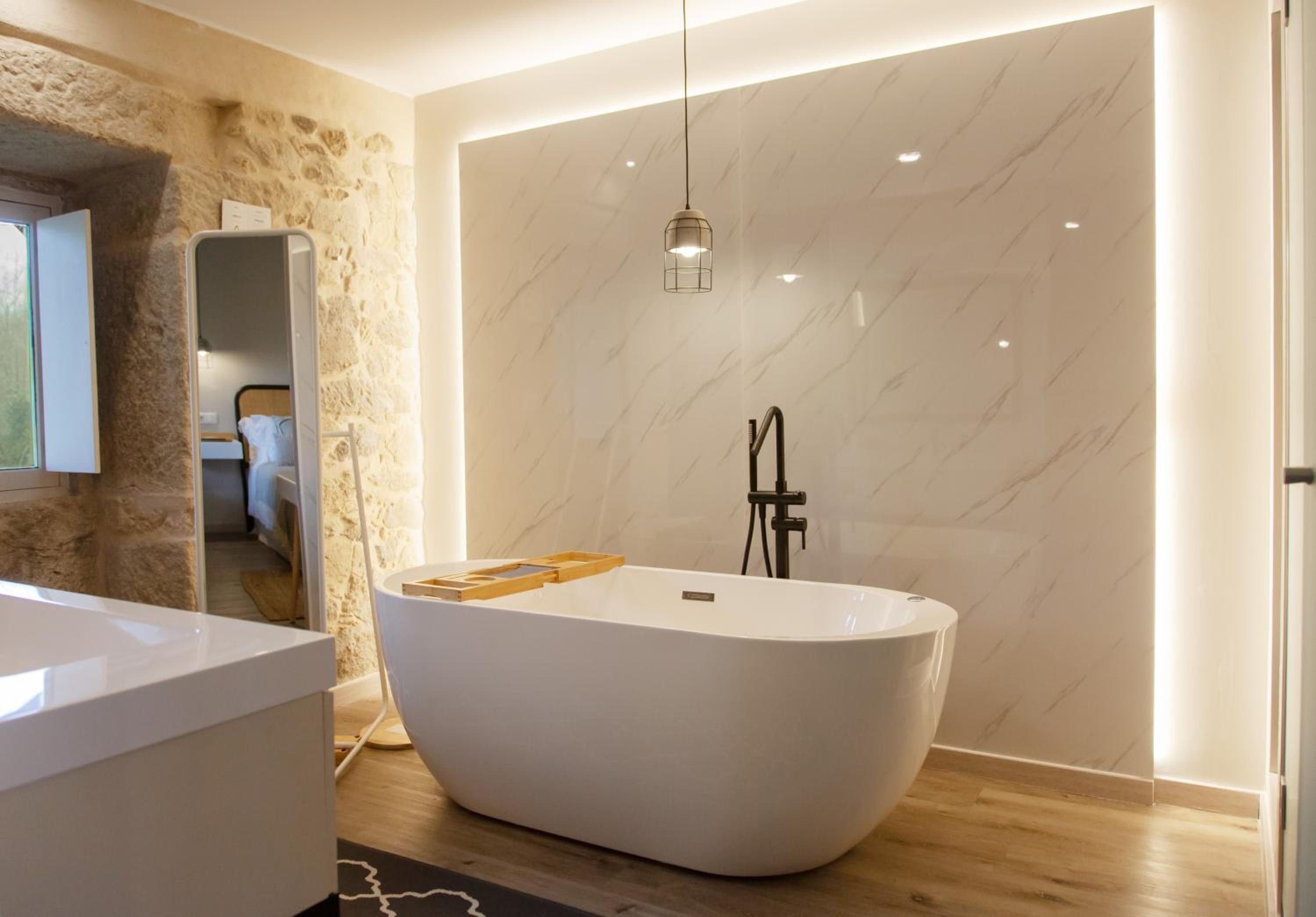 Queen Room with Spa Bath - Photo 5