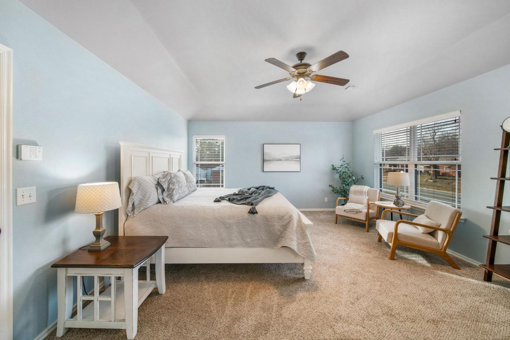 Four-Bedroom House photo 1