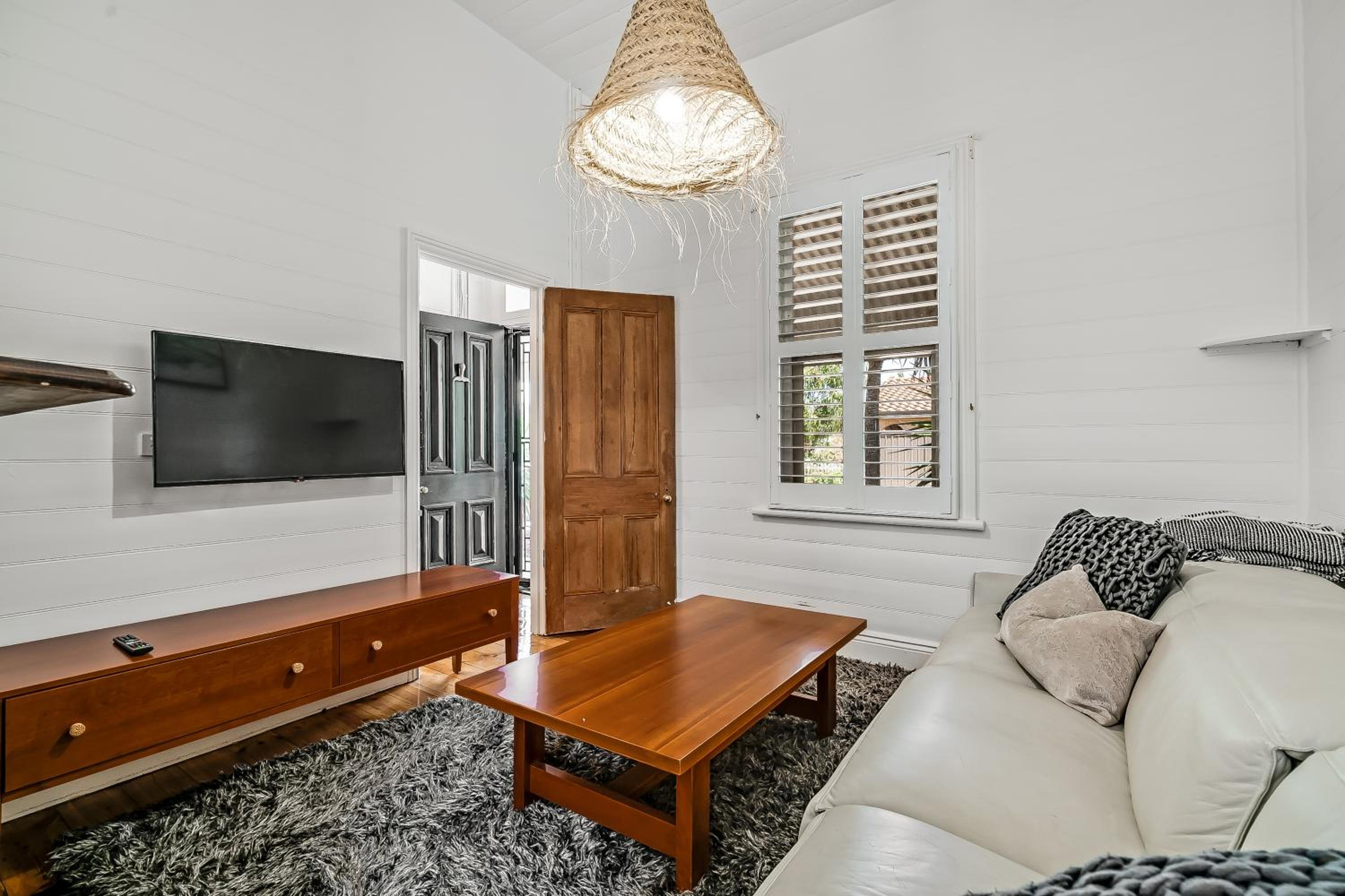 Three-Bedroom House photo 1