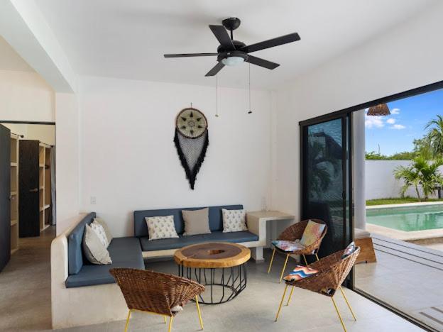 Villa photo 1