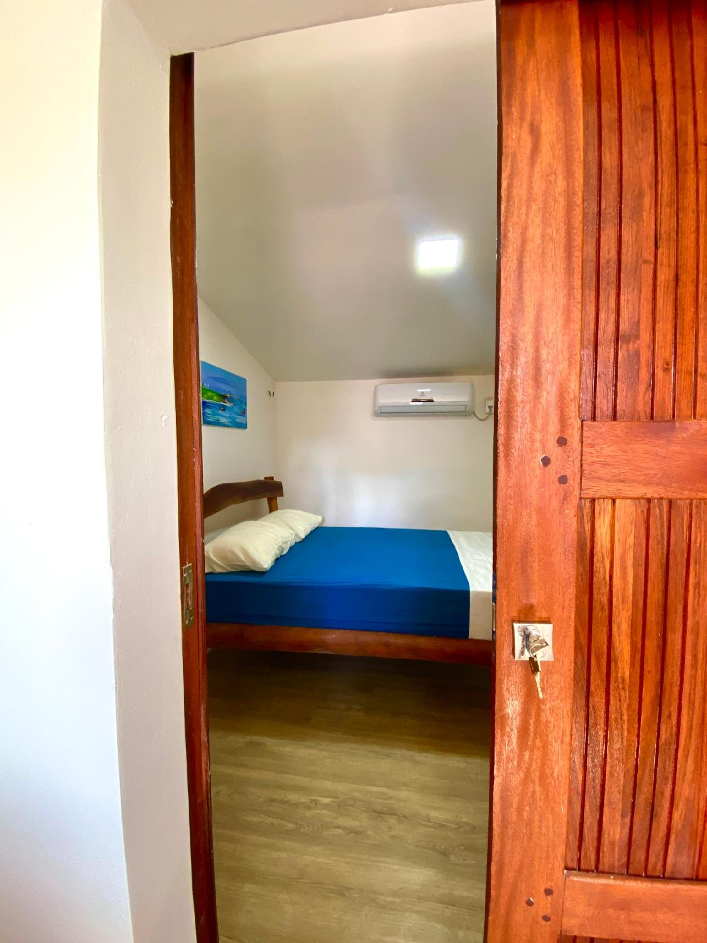 Four-Bedroom House photo 2