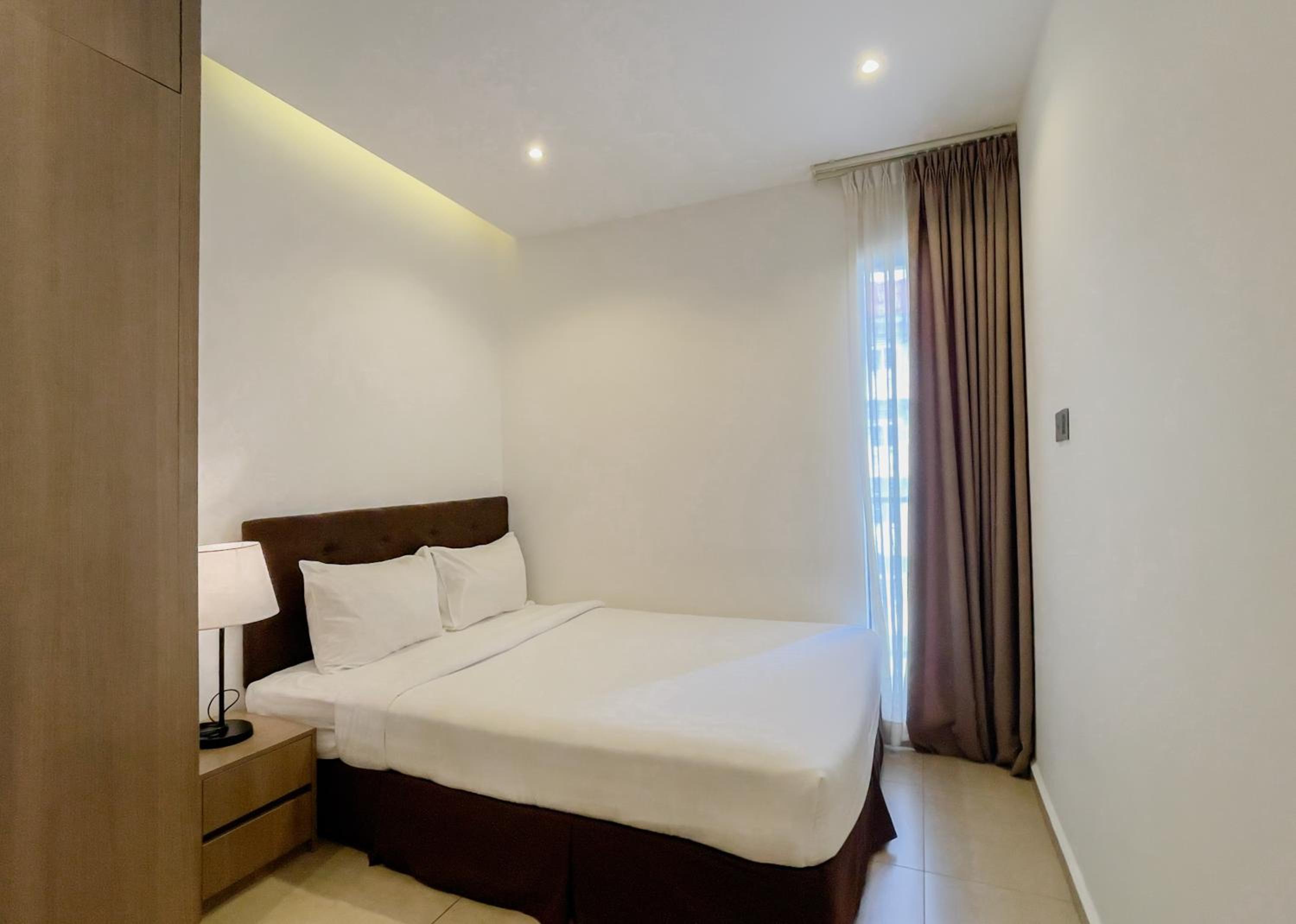 Two-Bedroom Junior Suite - Photo 12