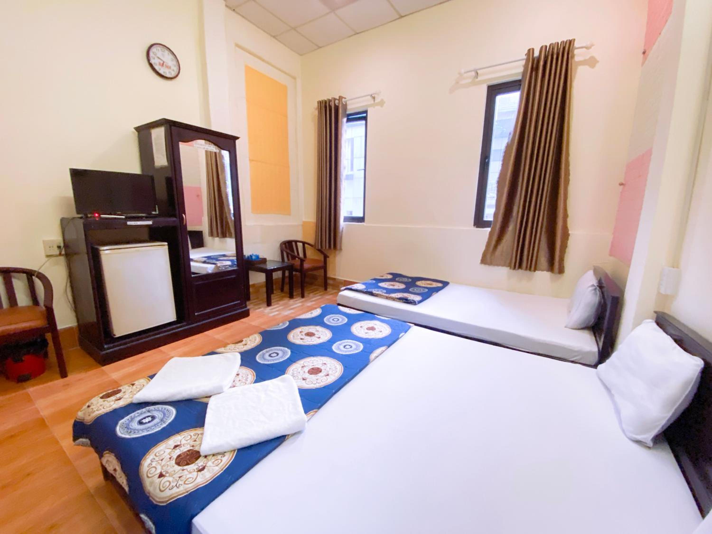 Economy Quadruple Room photo 1