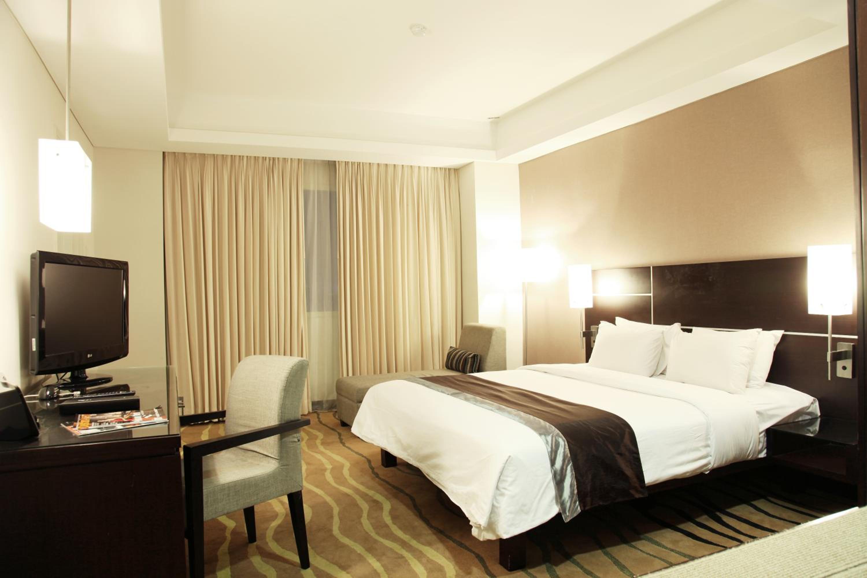 Executive Floor Deluxe King Room photo 2