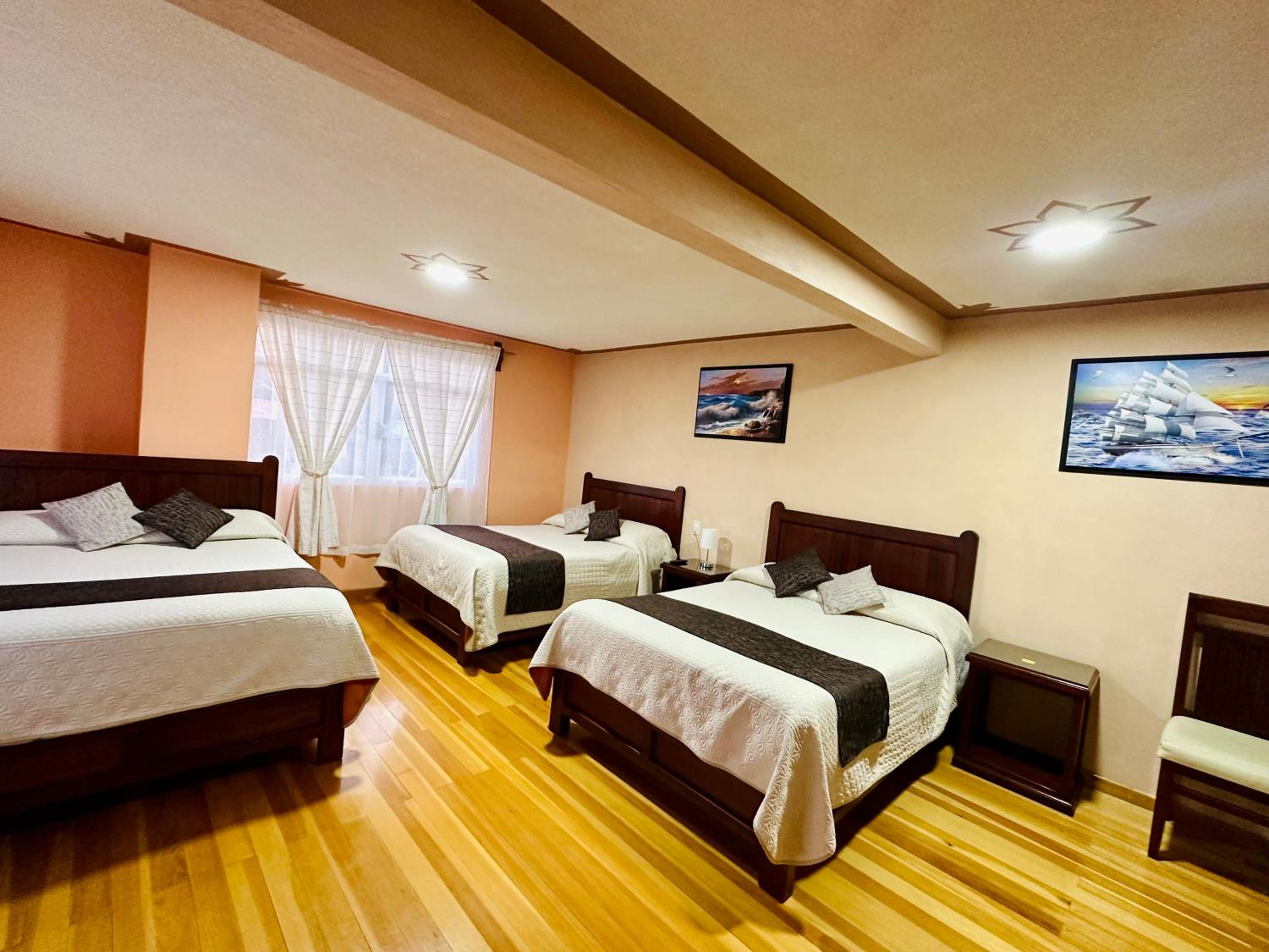Triple Room with Private Bathroom photo 1
