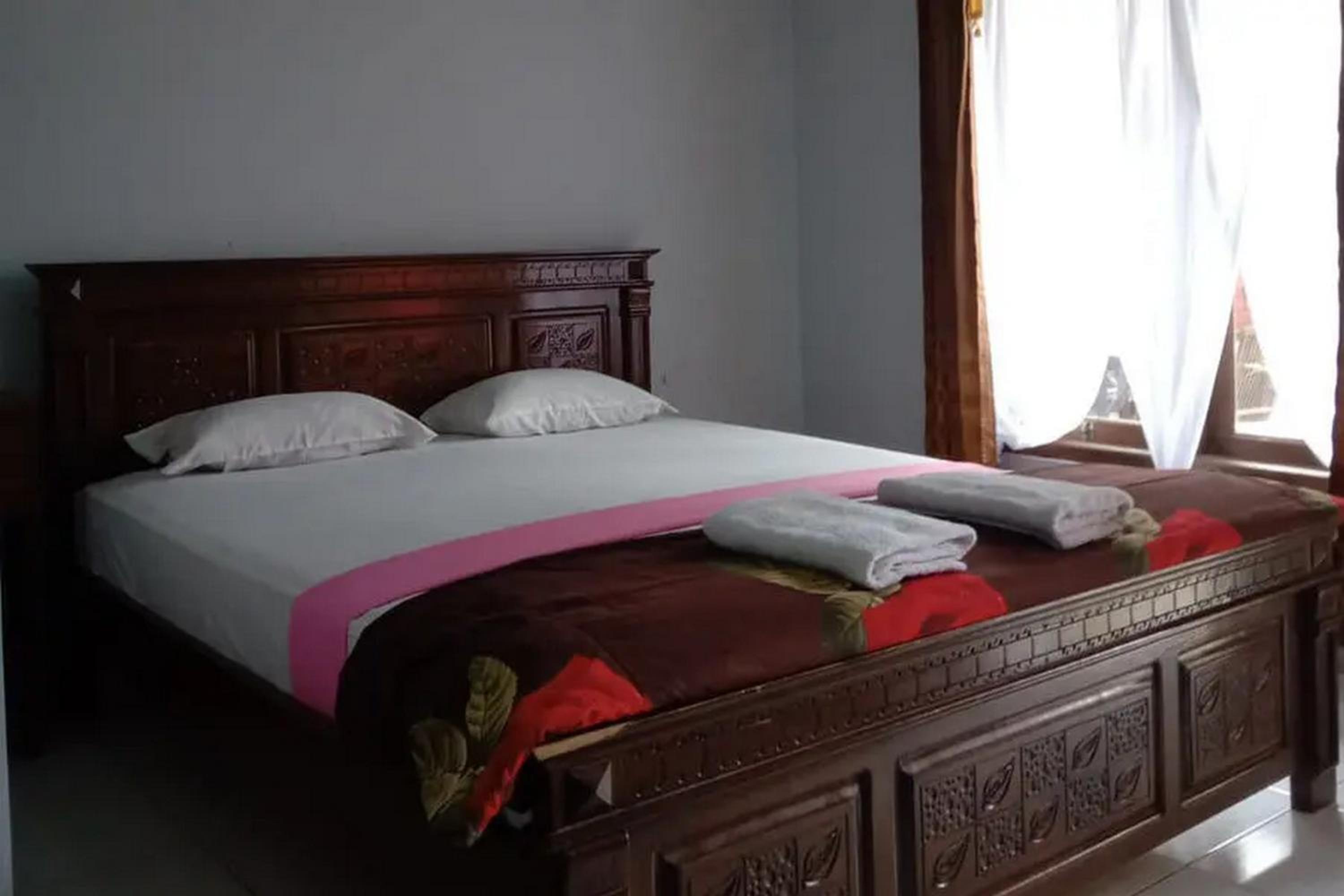 Standard Double Room - Photo 7