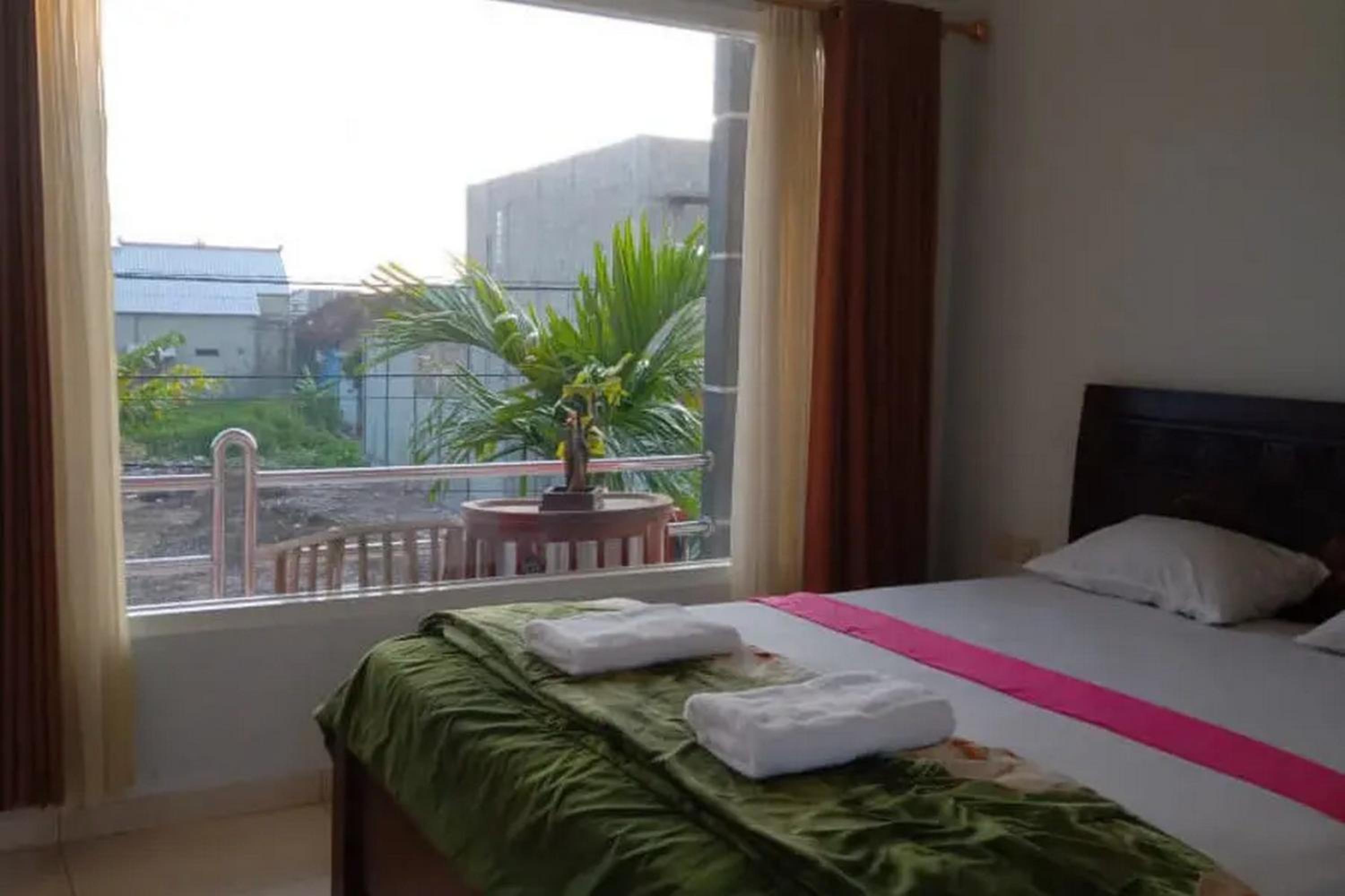 Deluxe Room - Photo 7