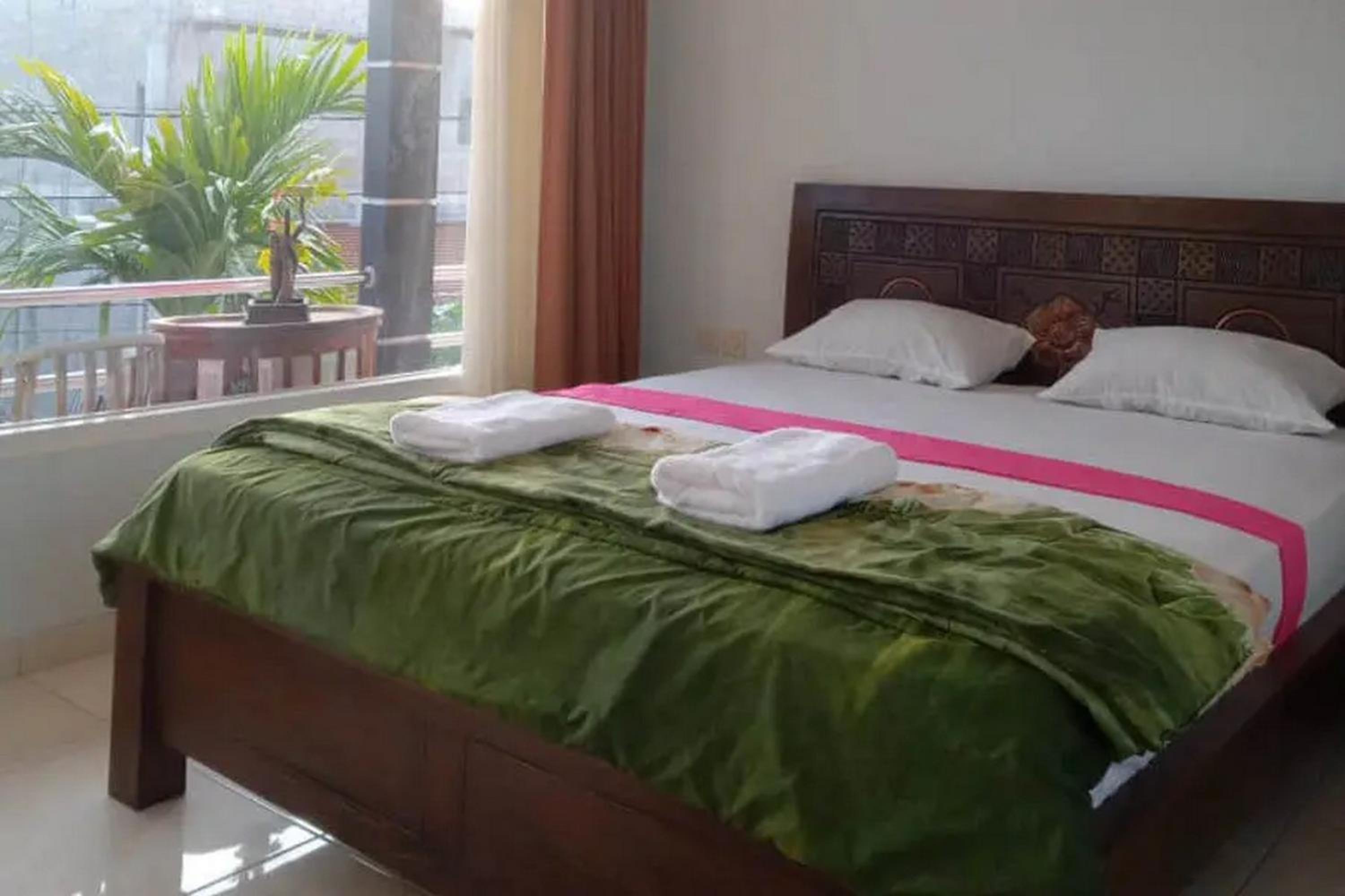 Deluxe Room - Photo 10
