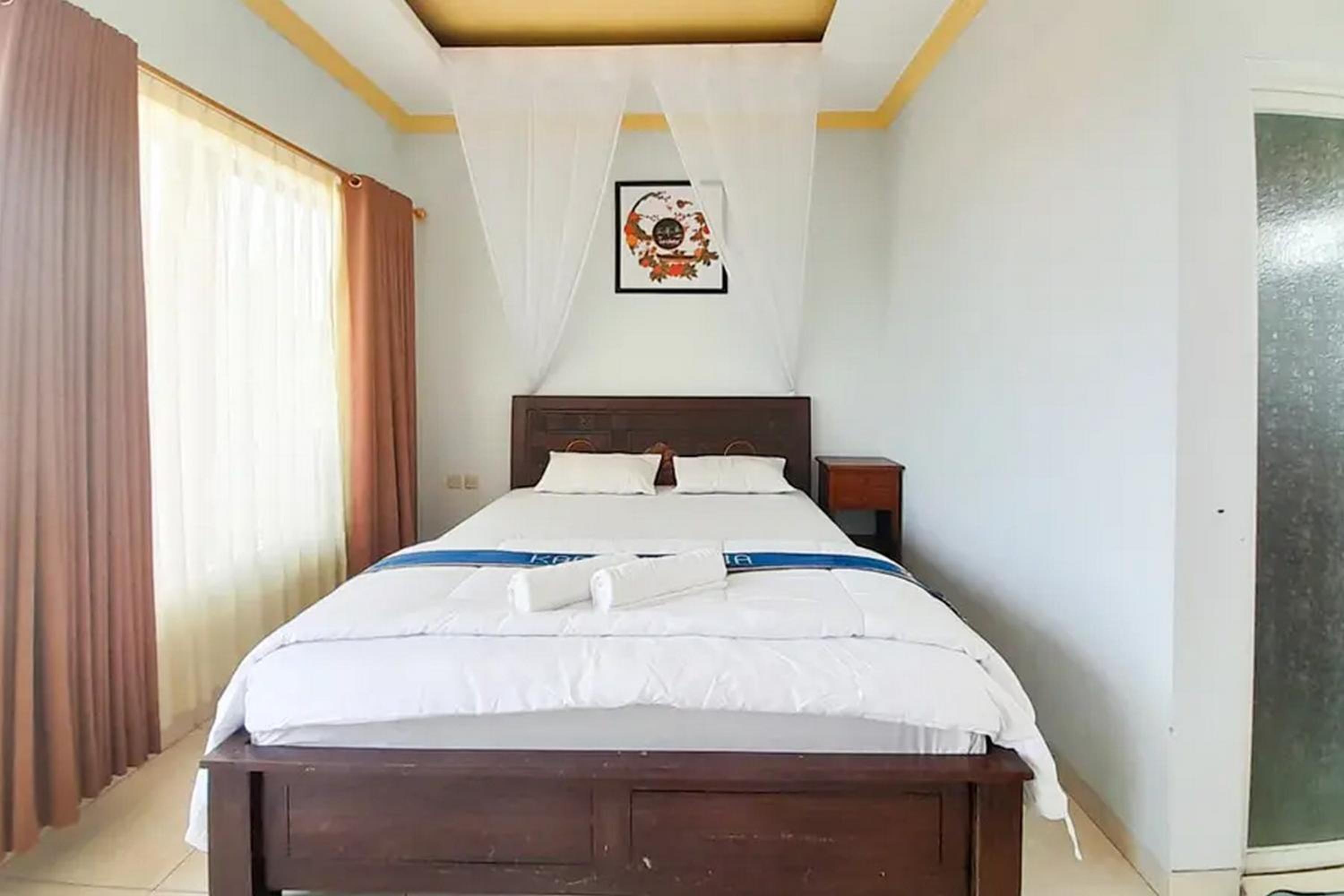 Deluxe Room - Photo 1