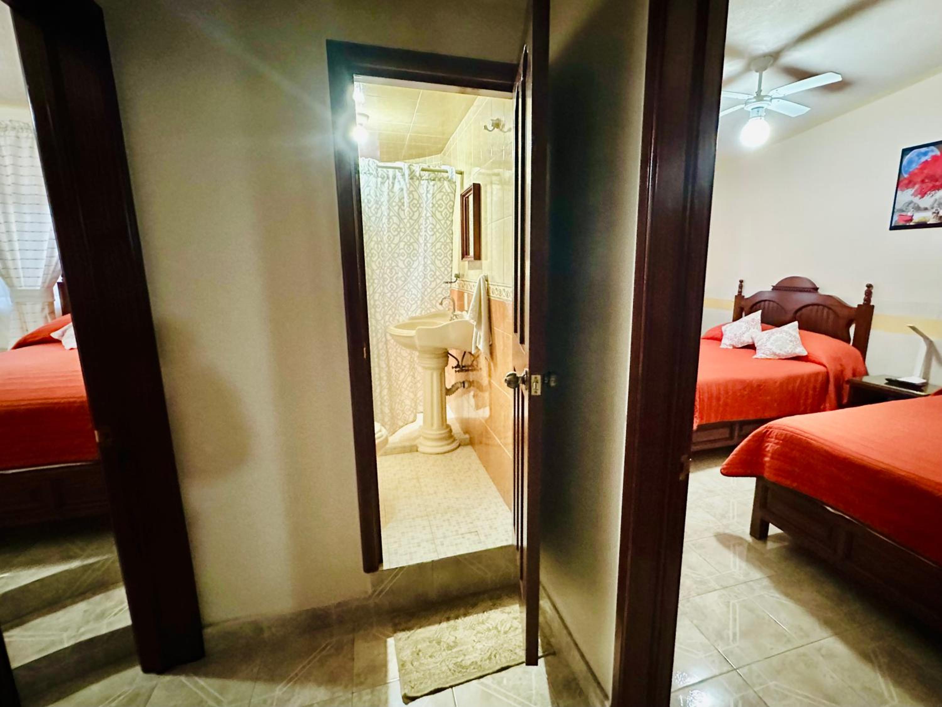 Quadruple Room with Private External Bathroom photo 1