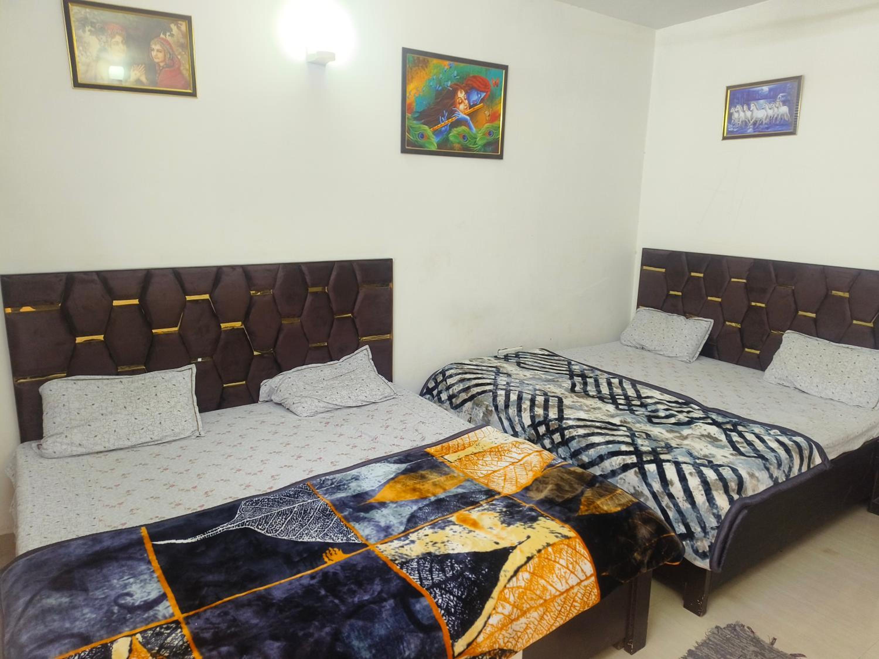 One-Bedroom Apartment photo 1