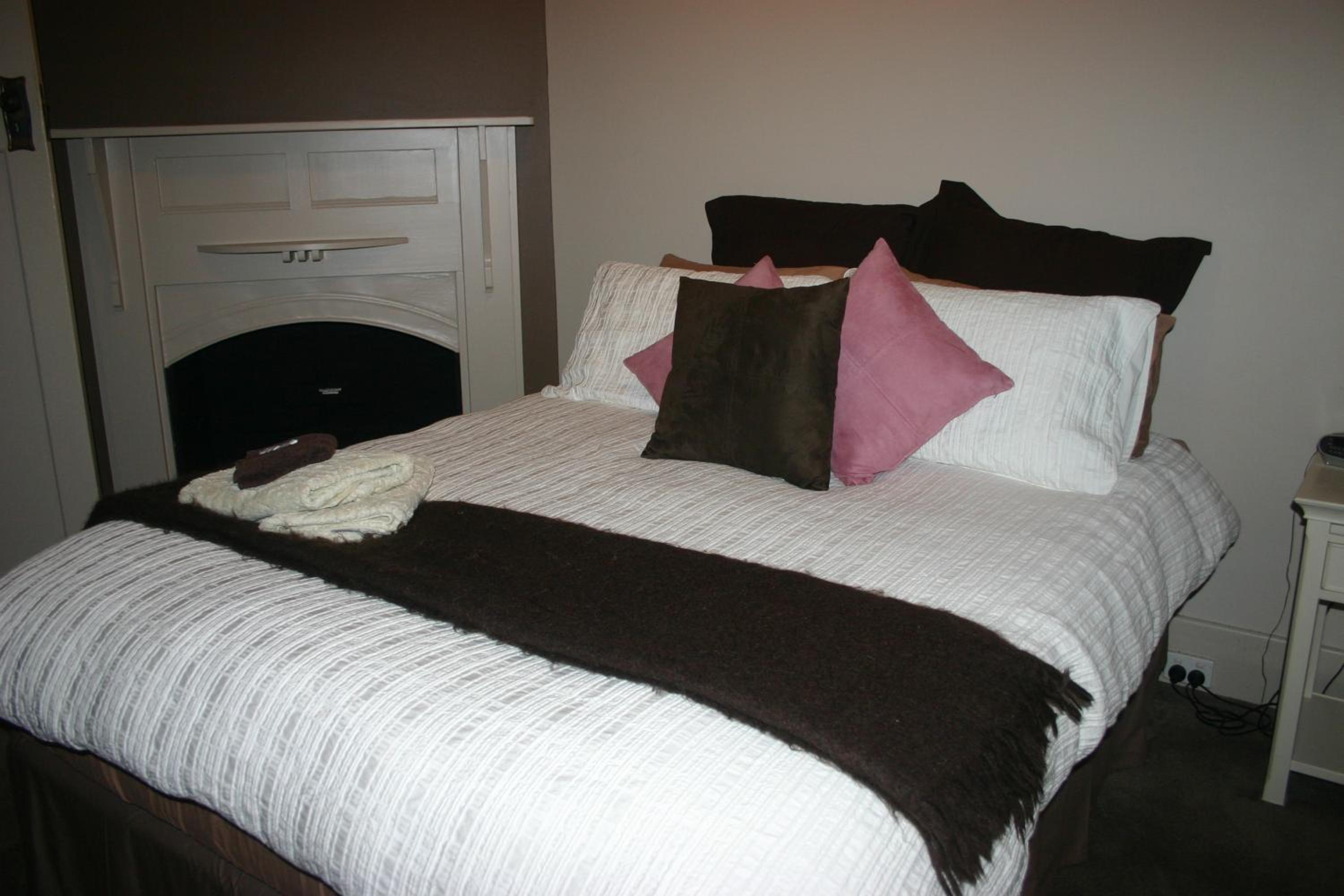Four-Bedroom House photo 1