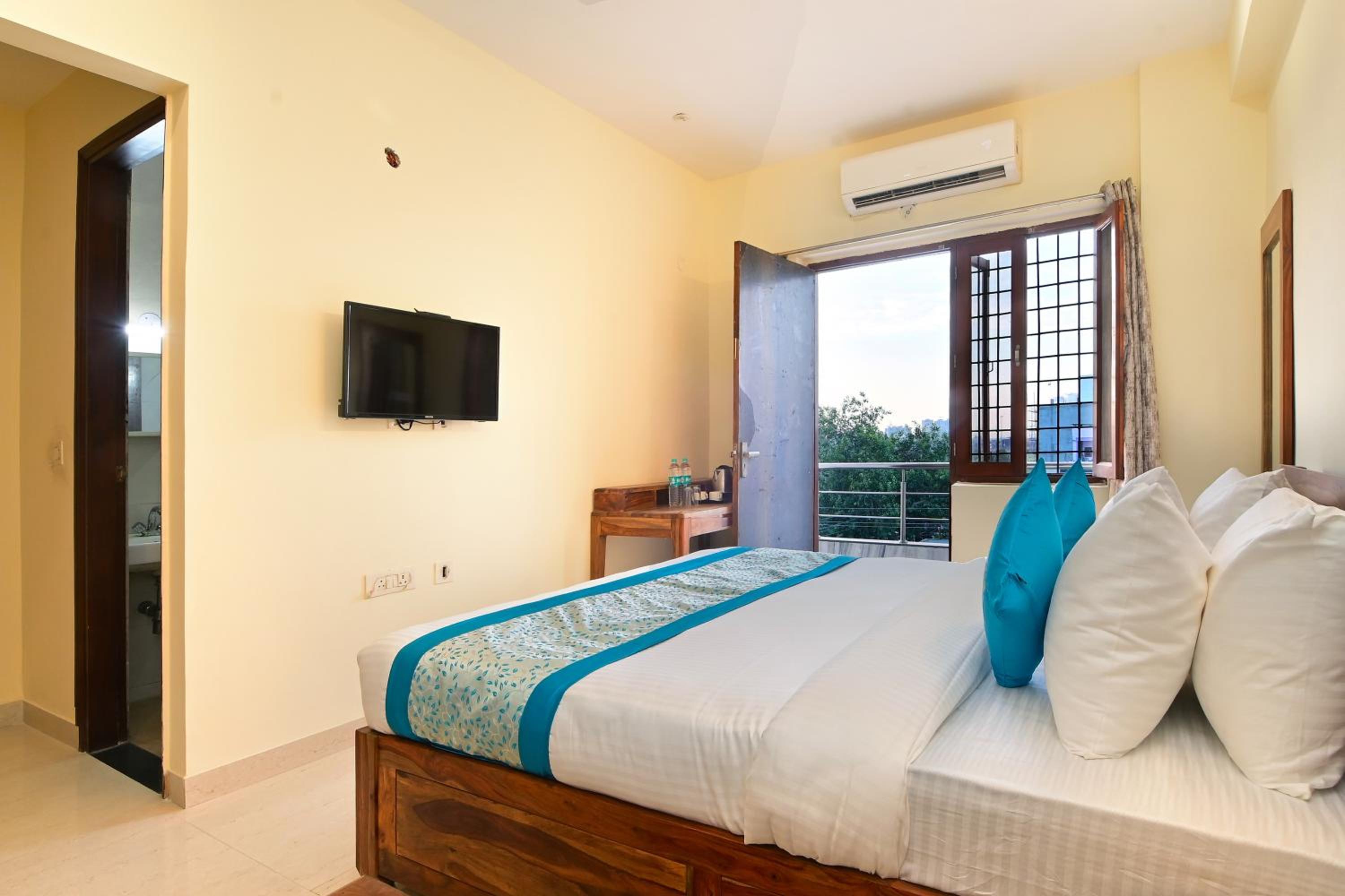 Superior Double Room - Photo 17