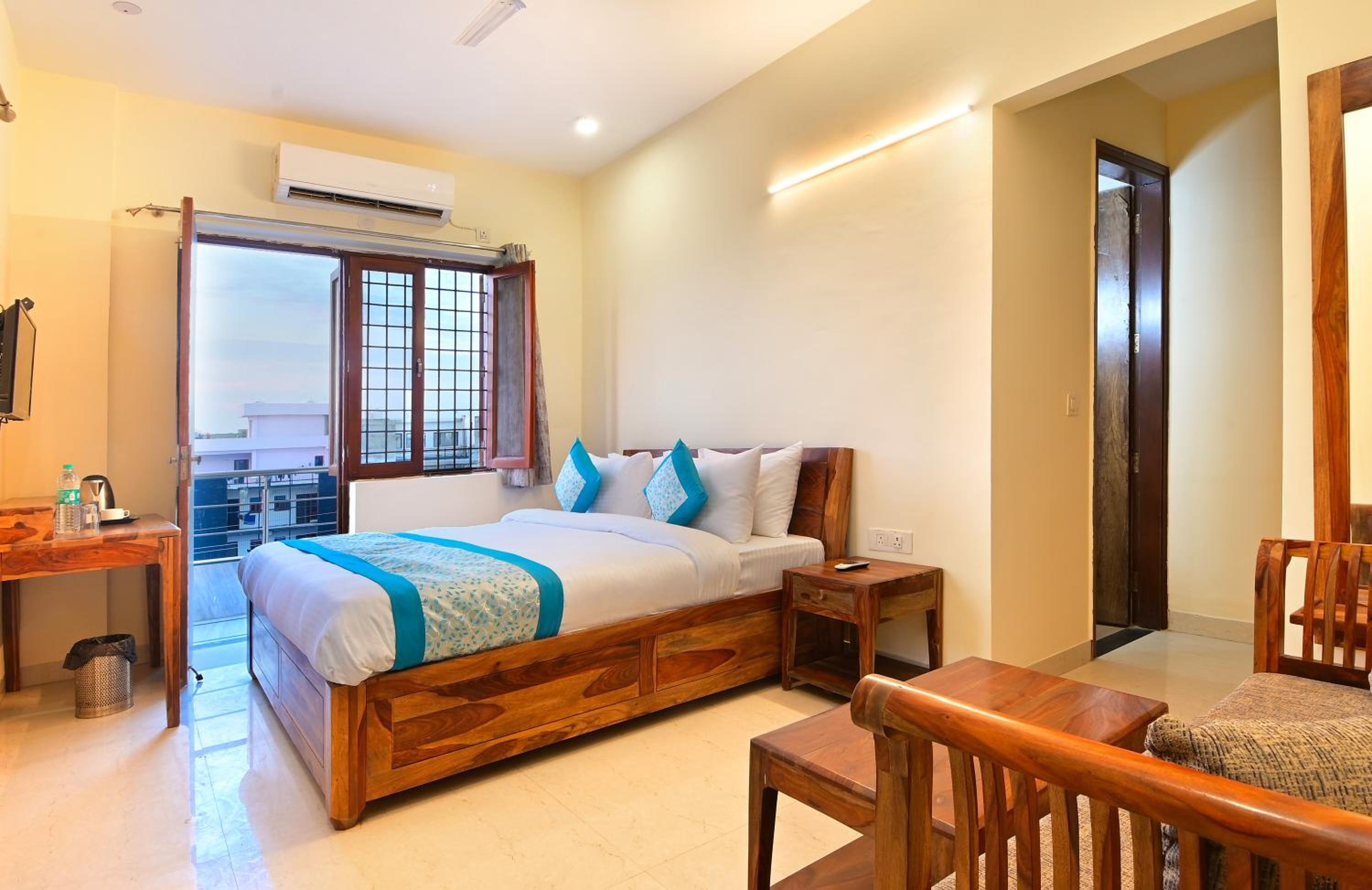 Superior Double Room - Photo 11