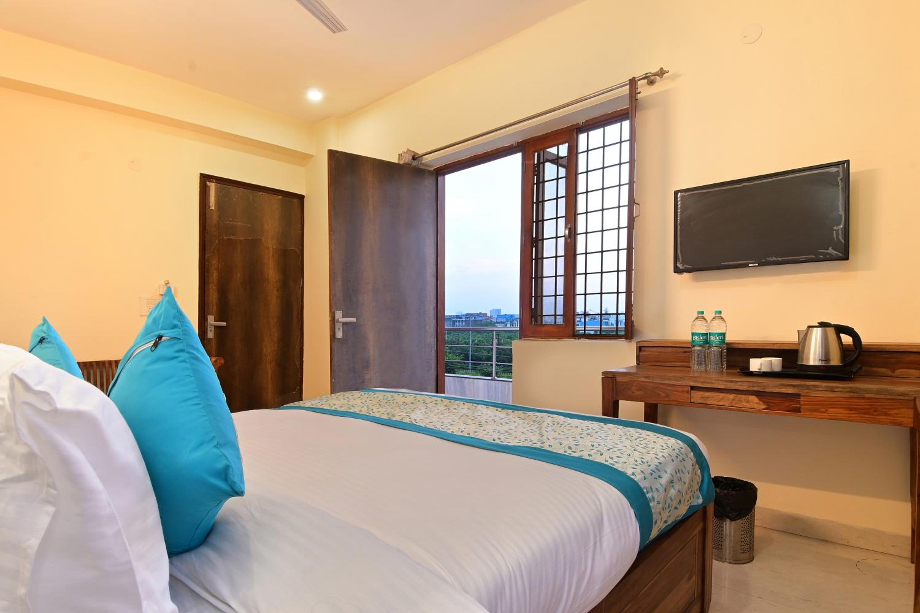 Superior Double Room - Photo 16