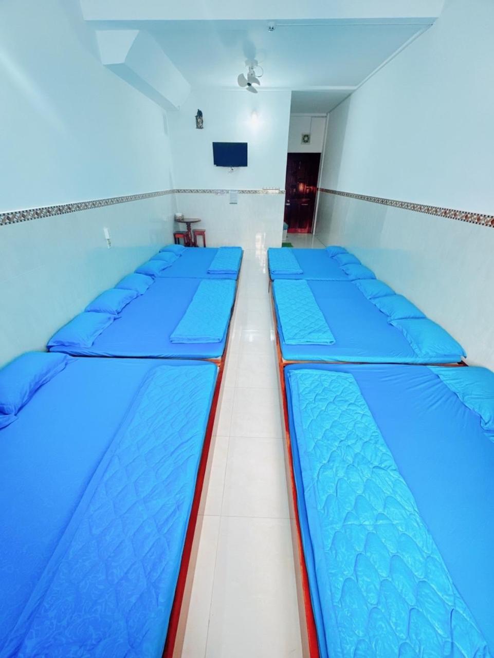 Mixed Dormitory Room