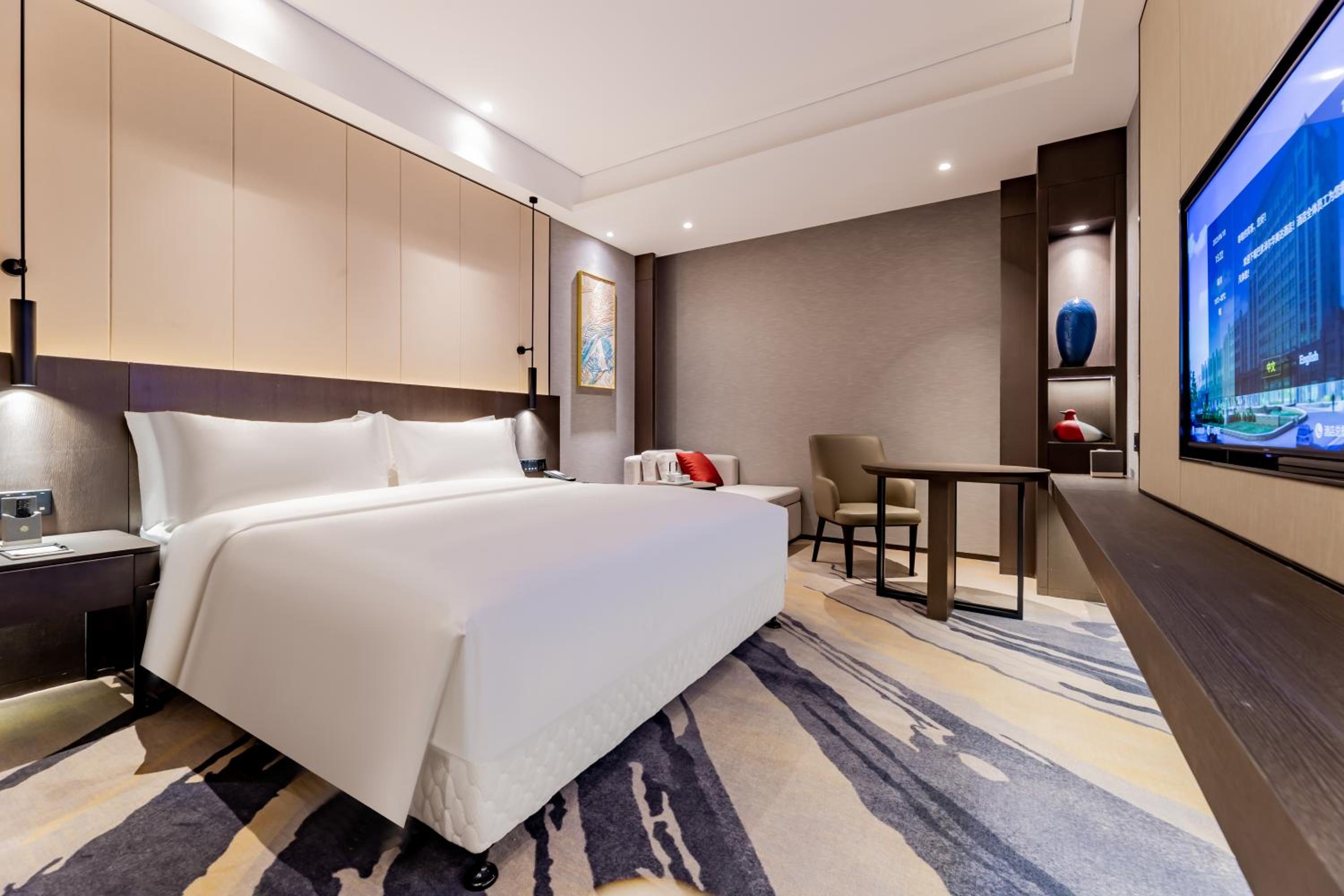 Executive King Room - Non-Smoking