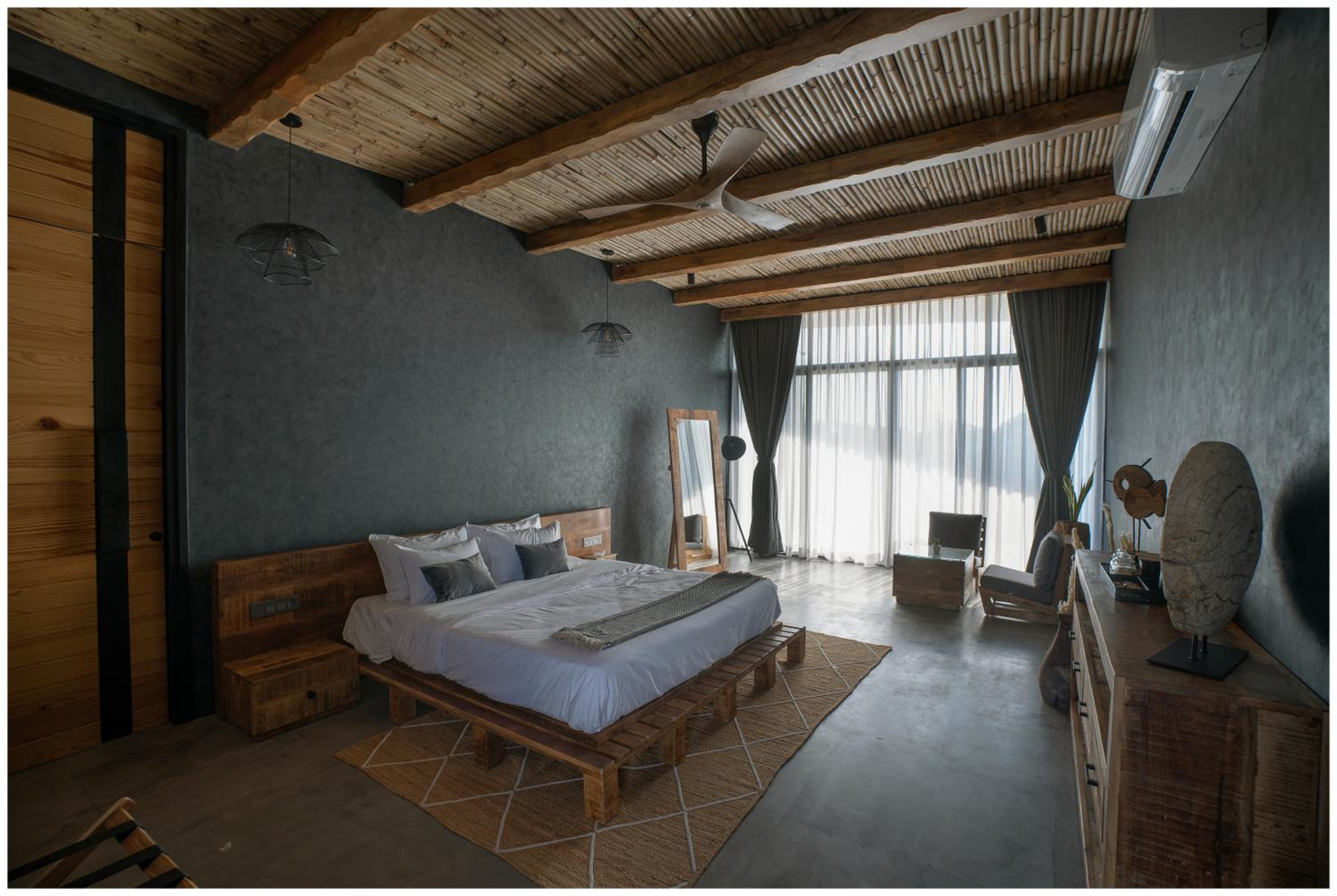Three-Bedroom Villa photo 1