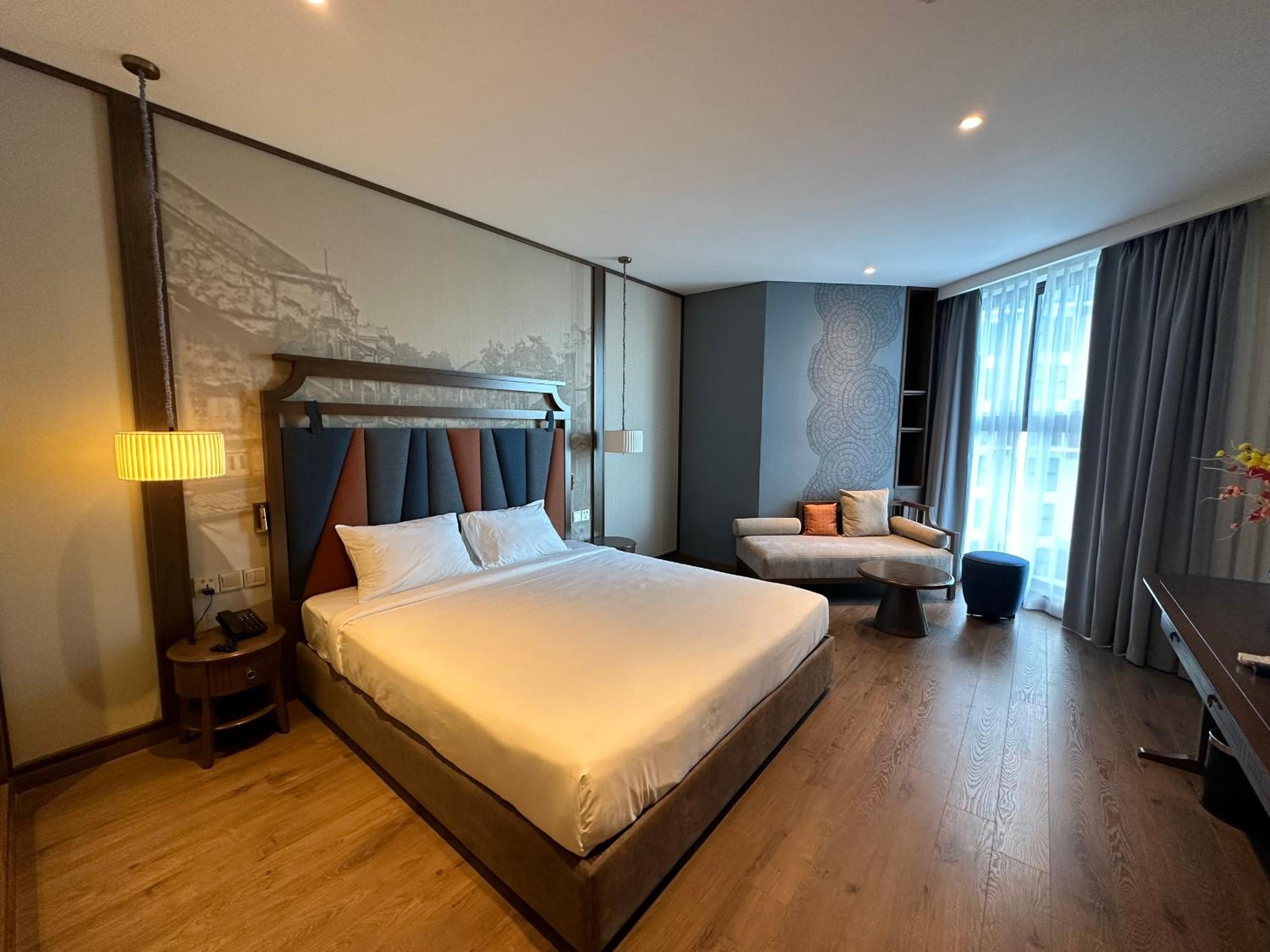 Studio Apartment with Sea View