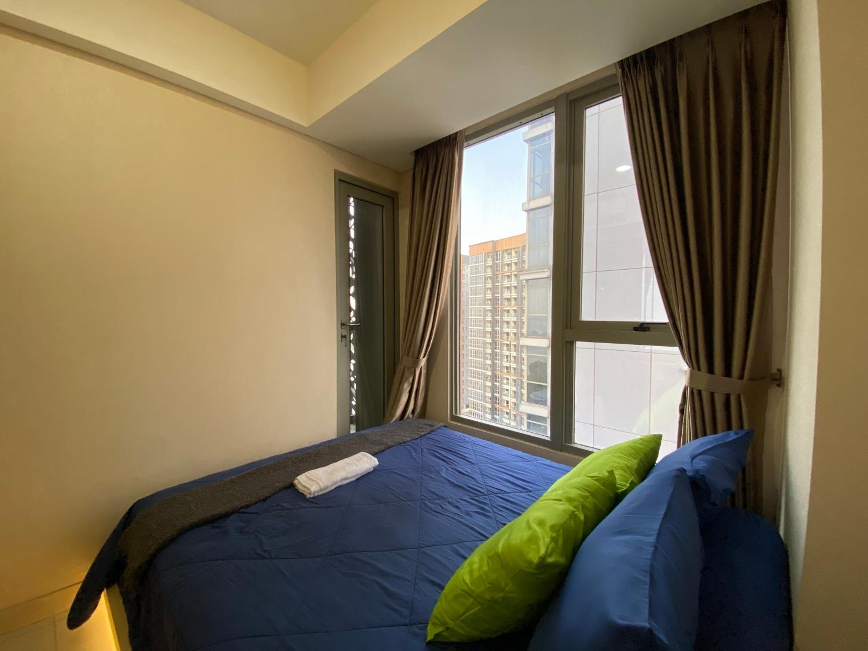 Three-Bedroom Apartment - Photo 34