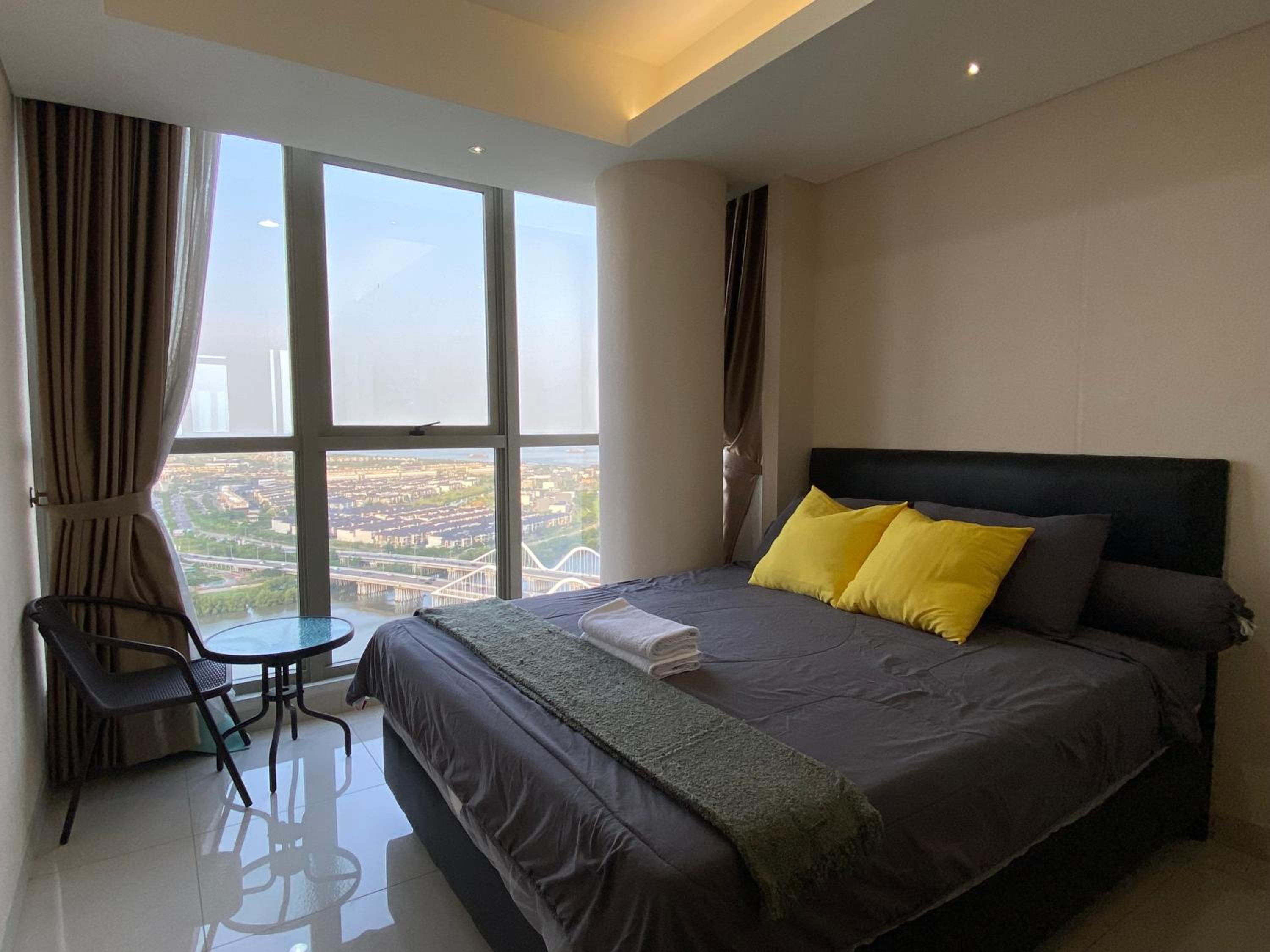 Three-Bedroom Apartment - Photo 1