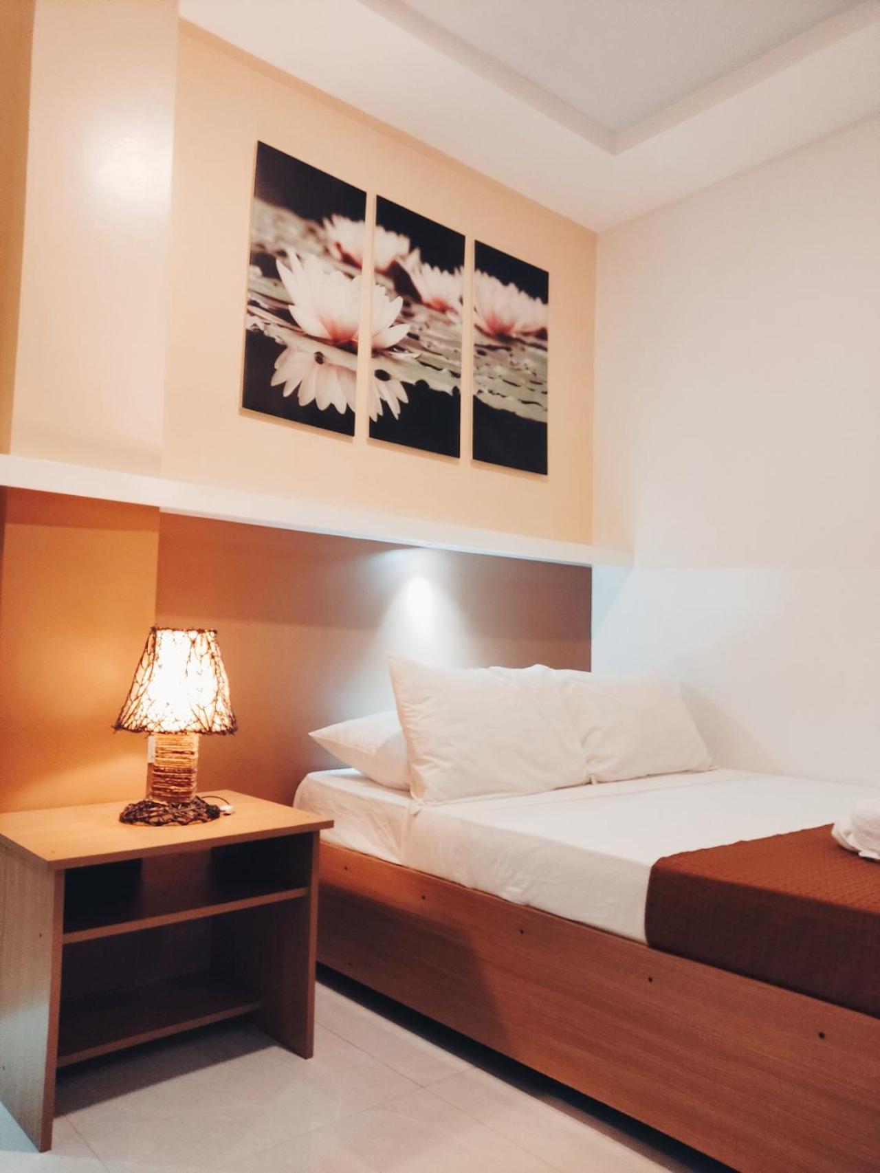 Double Room with Balcony photo 3