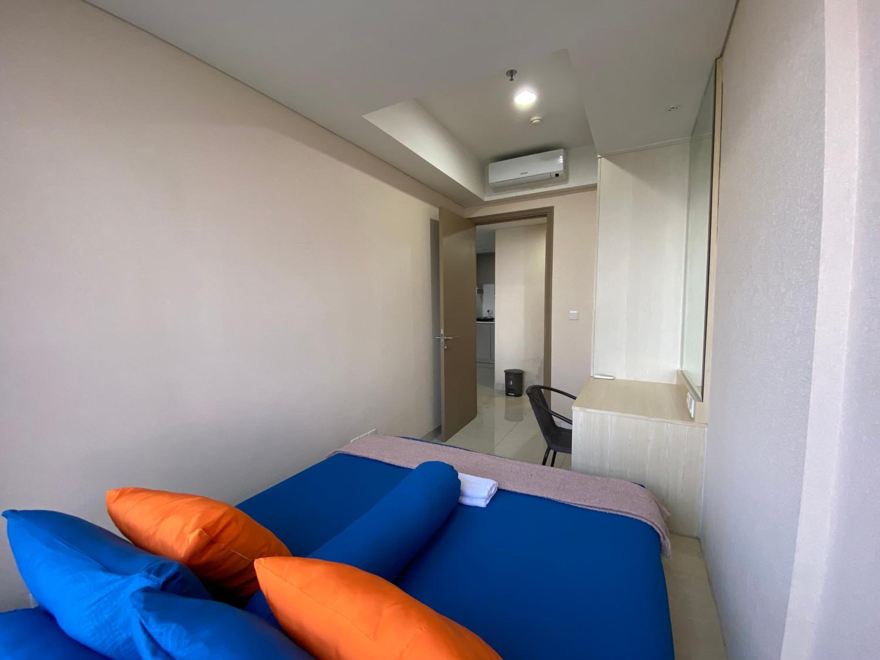 Three-Bedroom Apartment - Photo 31