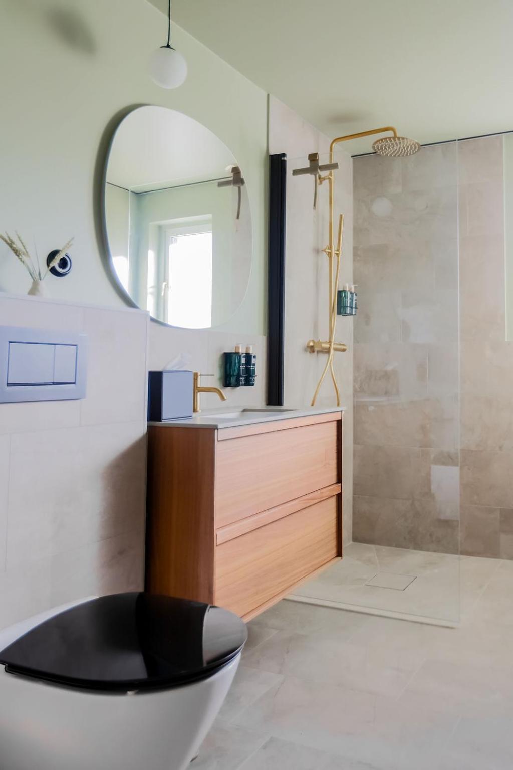 Double Room - Photo 6