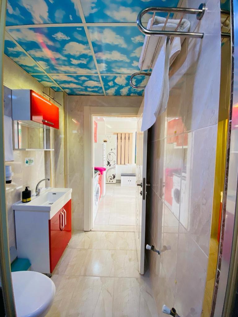 Deluxe Room (2 Adults + 1 Child) photo 1
