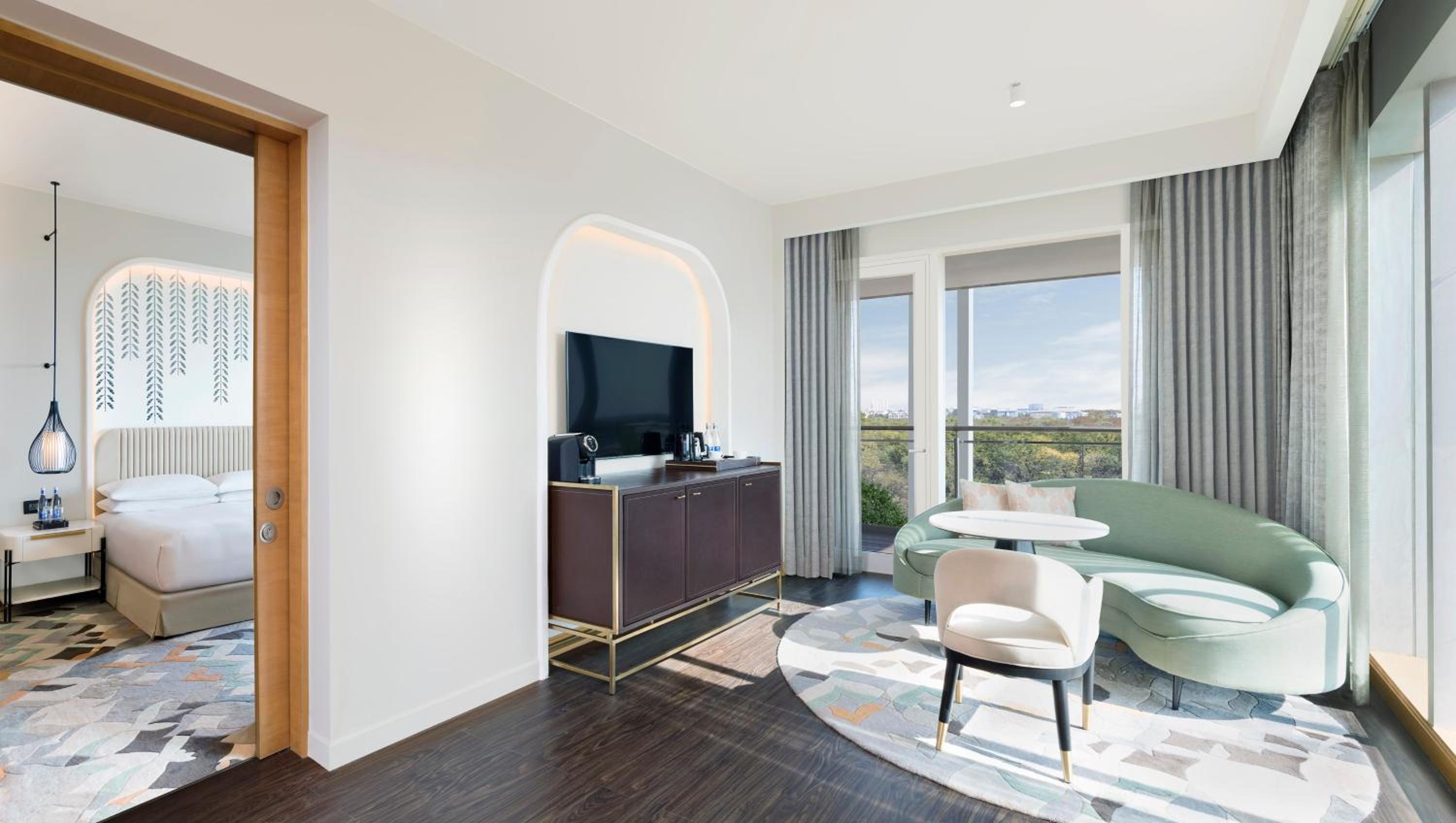 Junior Suite: 20% off on food,soft beverages, laundry & local transportation(upto 10 km); enjoy 90-min spa at 60mins spa price; BOGO offer on select beverages(5–8 pm) at Connexions Bar