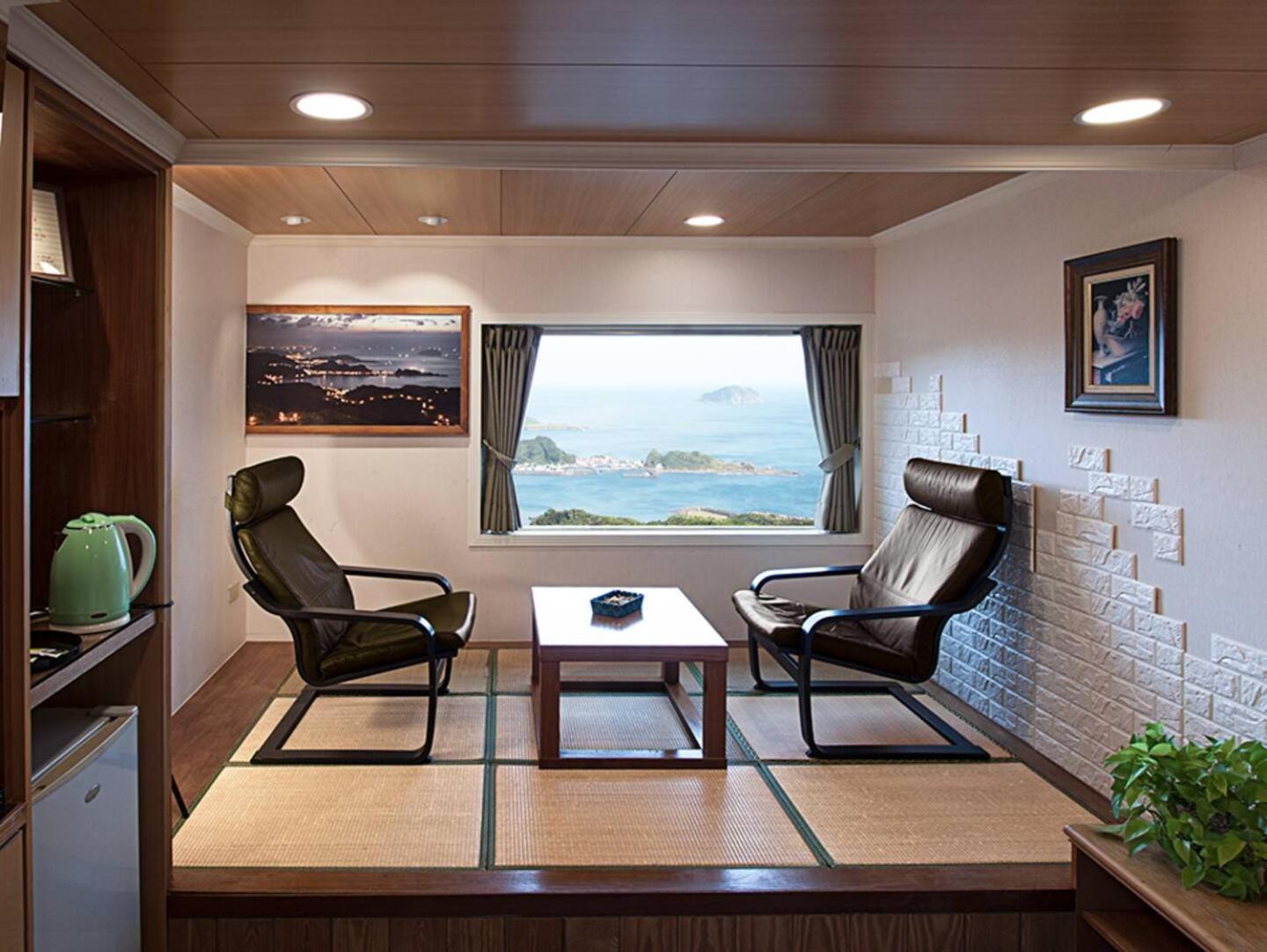 Double Room with Sea View photo 2