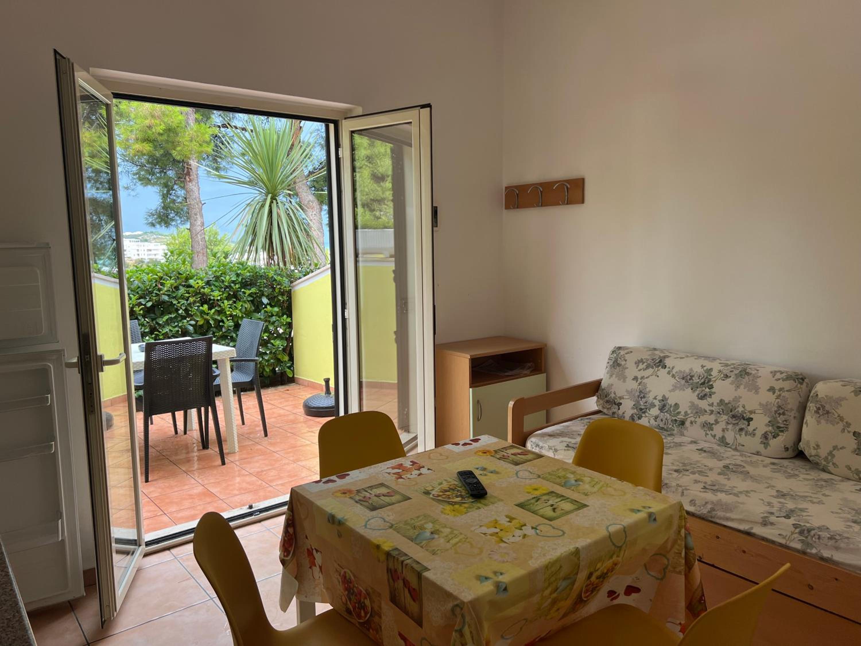 One-Bedroom Apartment (2 Adults)