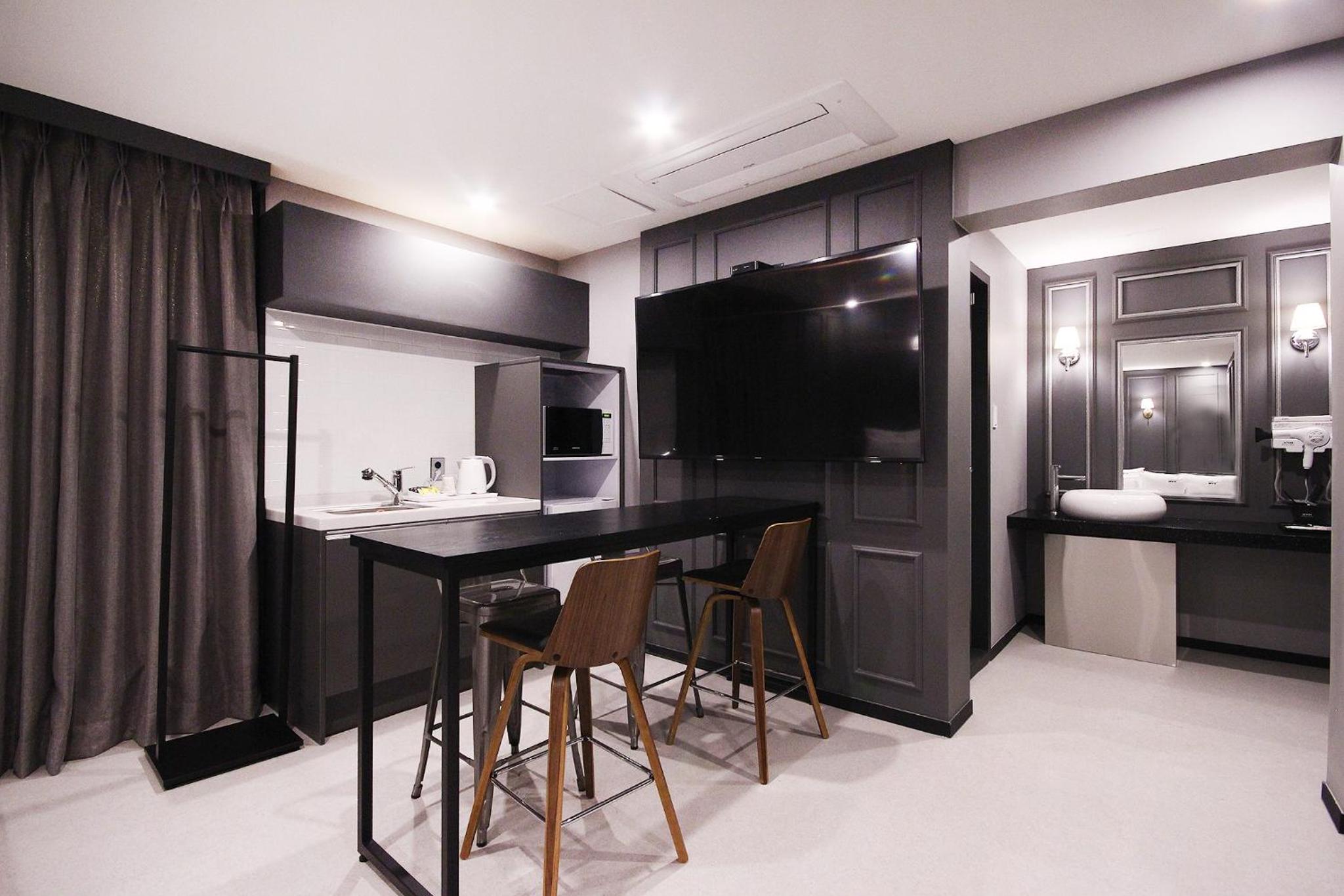 Superior Double or Twin Room - Photo 8