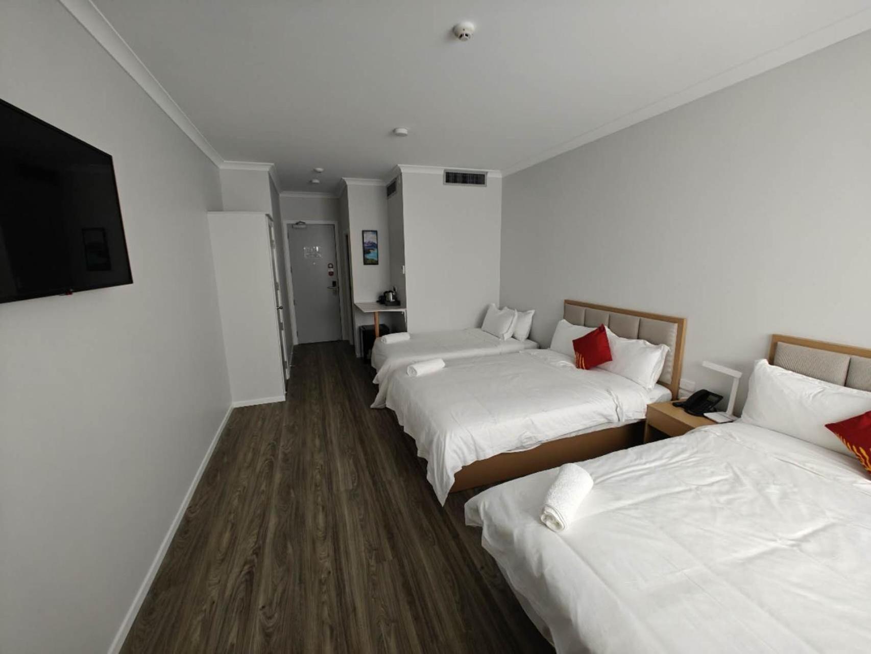 Standard Triple Room - Photo 1