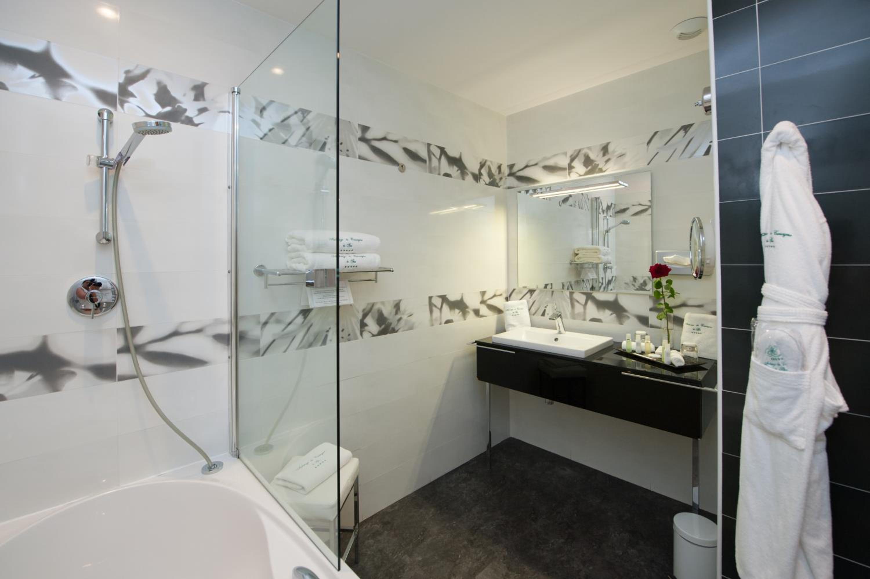 Double Room - Photo 3