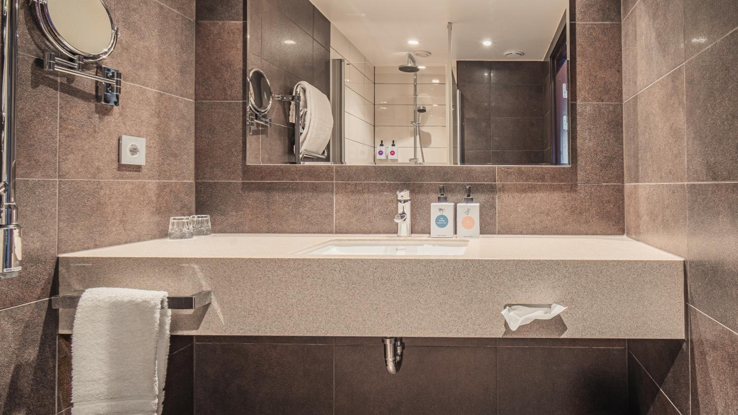 Superior Double Room - Photo 5
