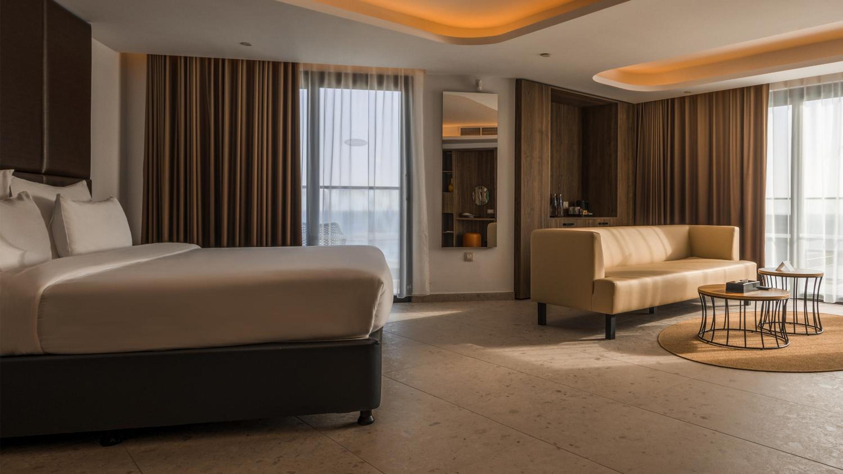 Suite Deluxe con Vista Mare e Vasca Idromassaggio