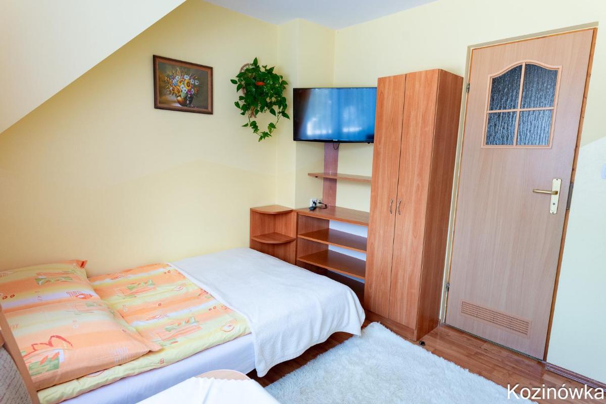 Double Room with Private Bathroom photo 2