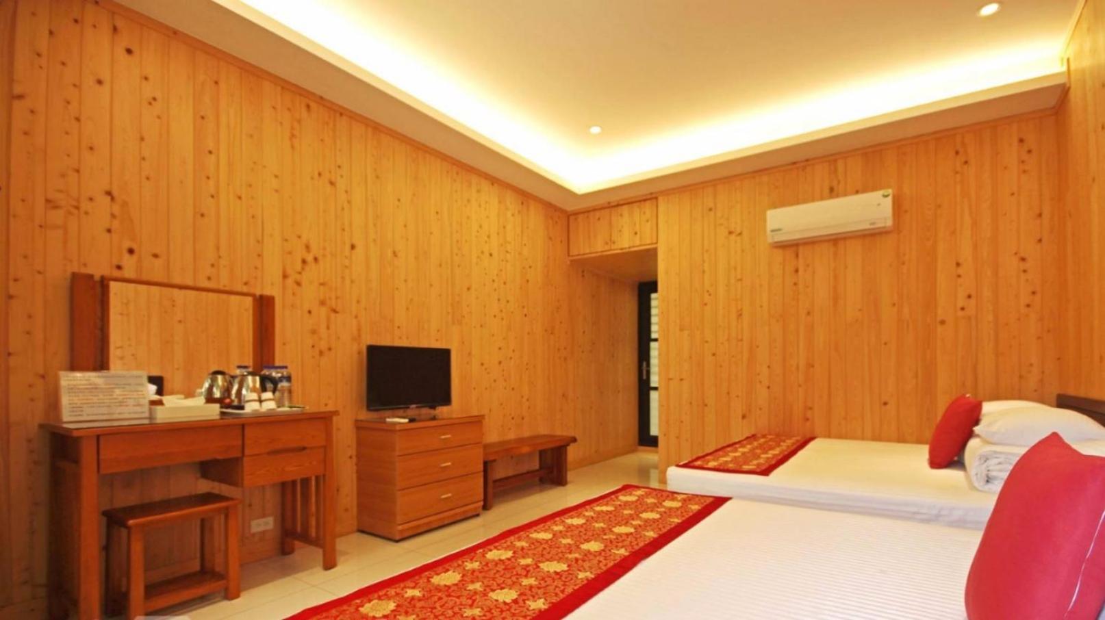 Double or Twin Room with Balcony photo 1