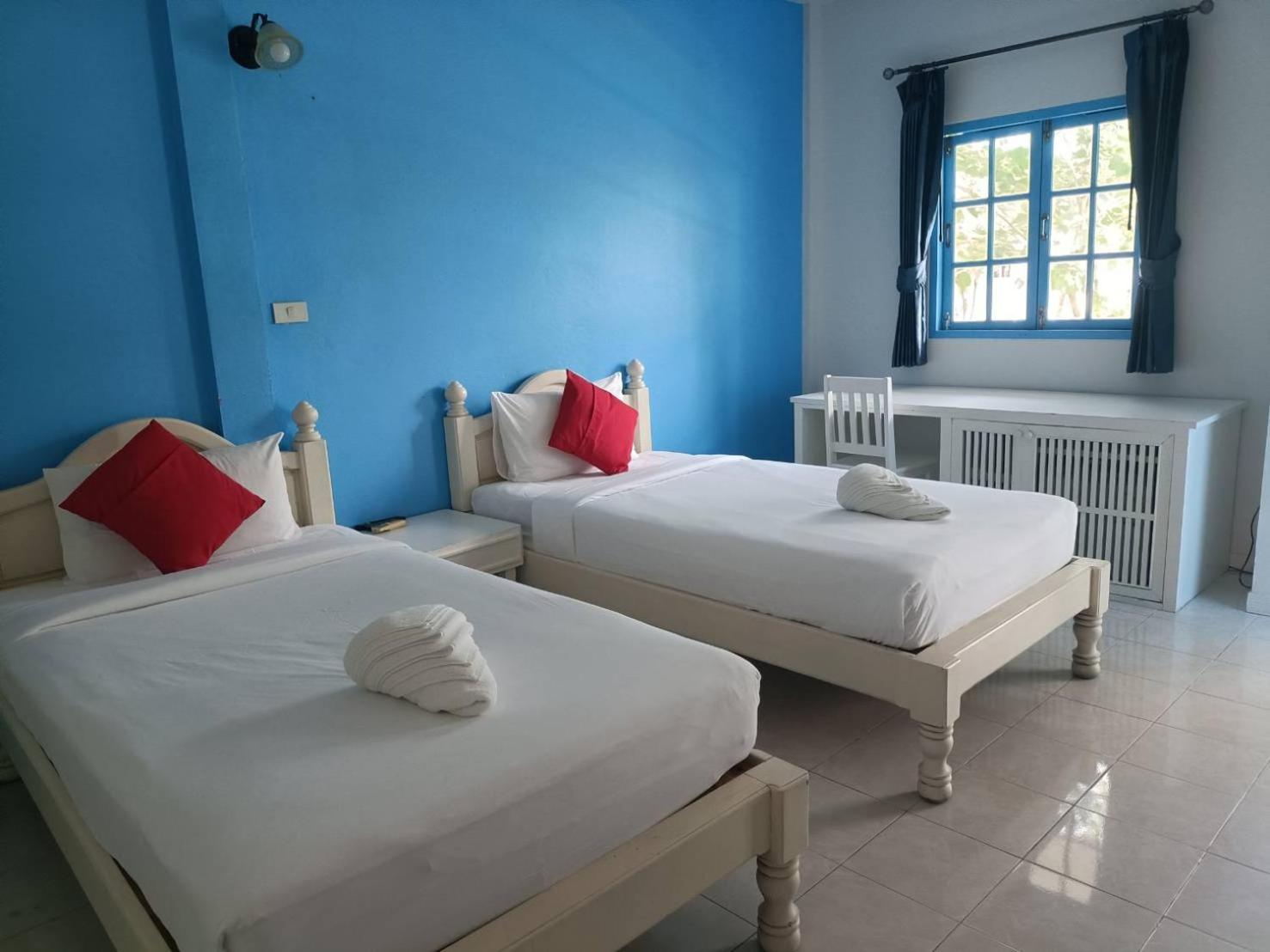 Superior Twin Room - Photo 1
