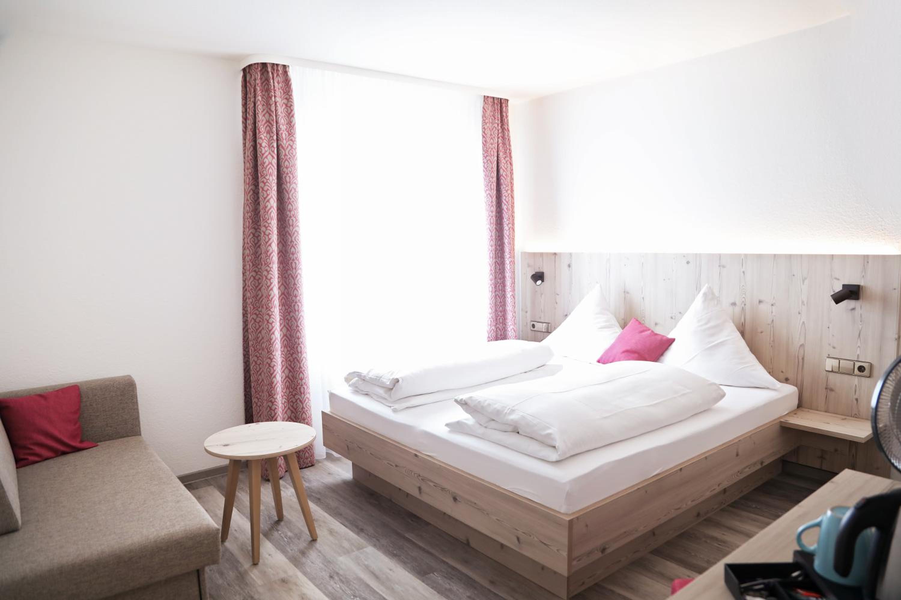 Single Room photo 2
