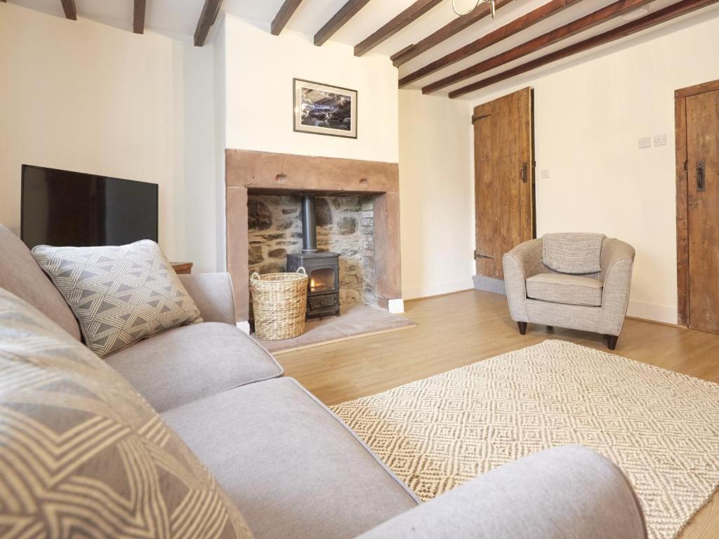 Three-Bedroom House photo 1