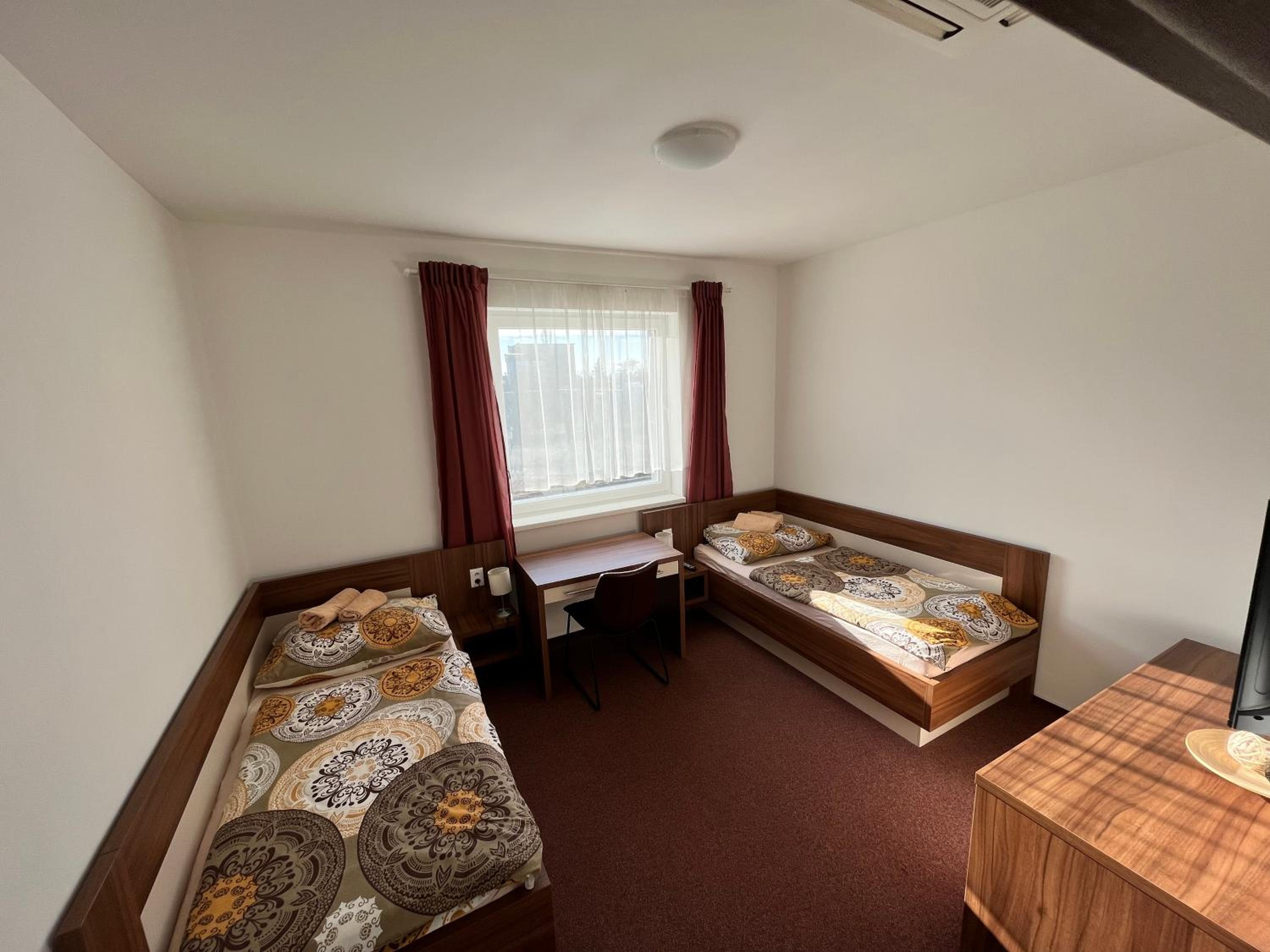 Twin Room with City View photo 1