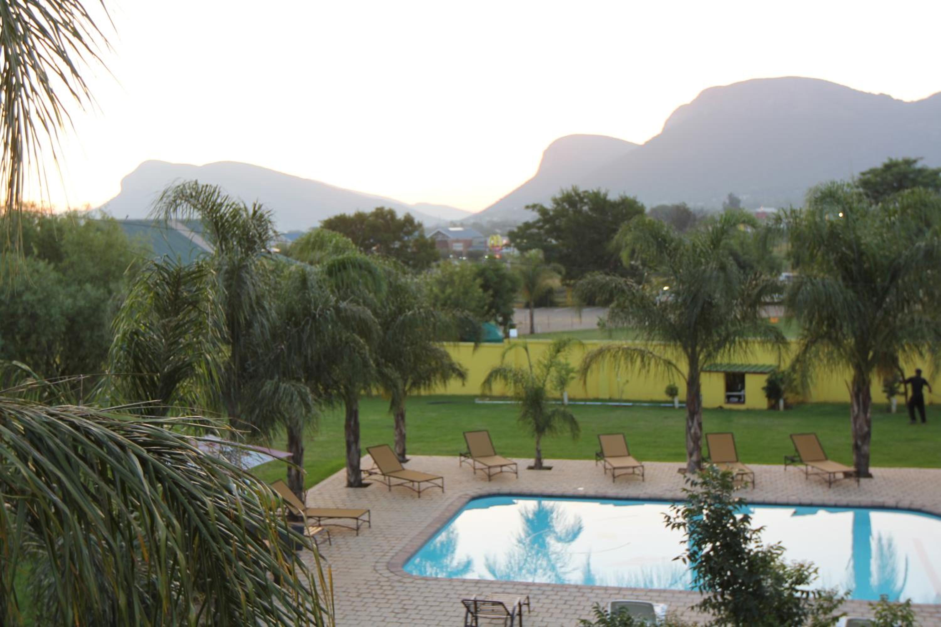 Twin Room with Mountain View photo 2