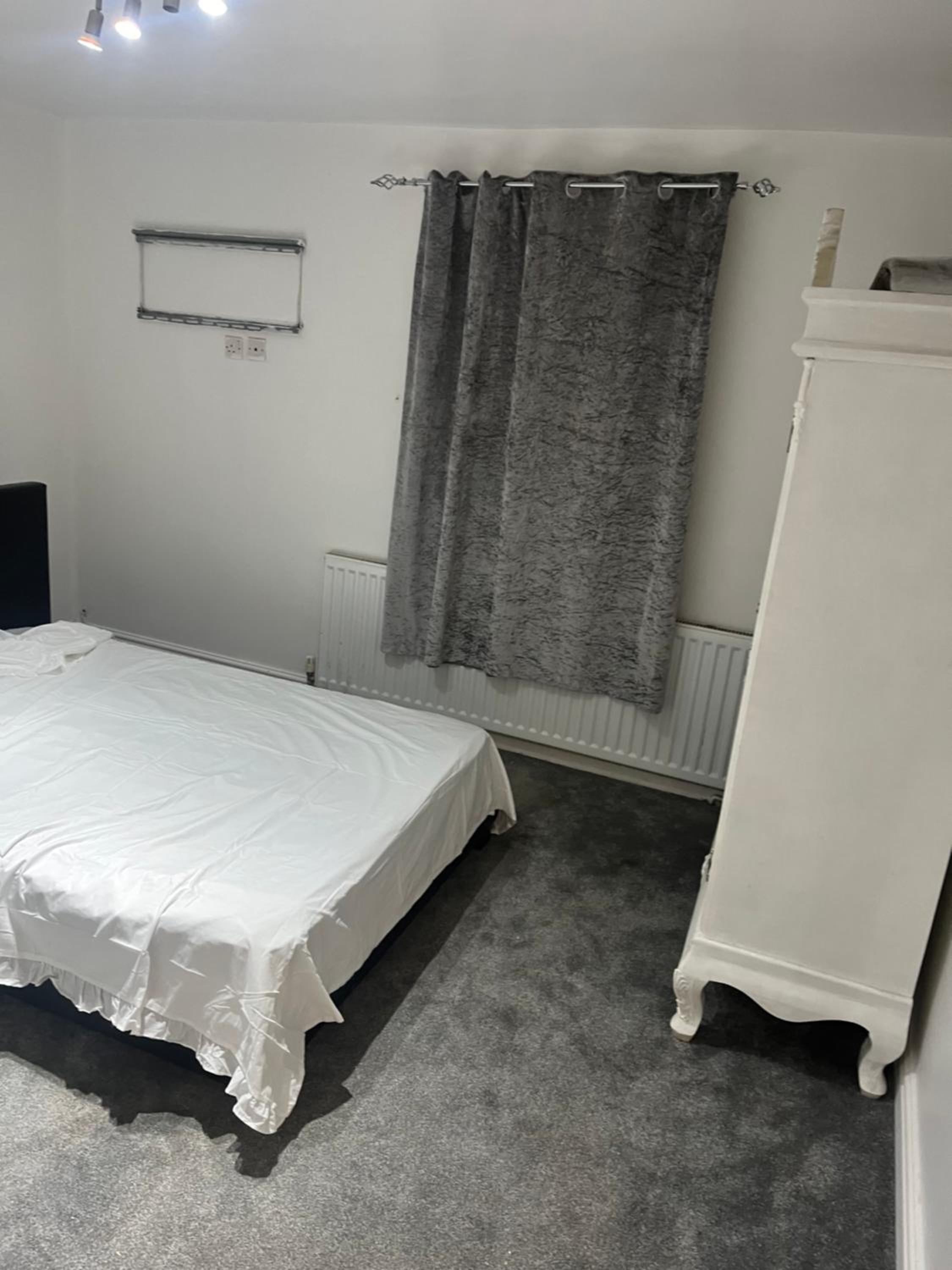 Budget Single Room photo 3