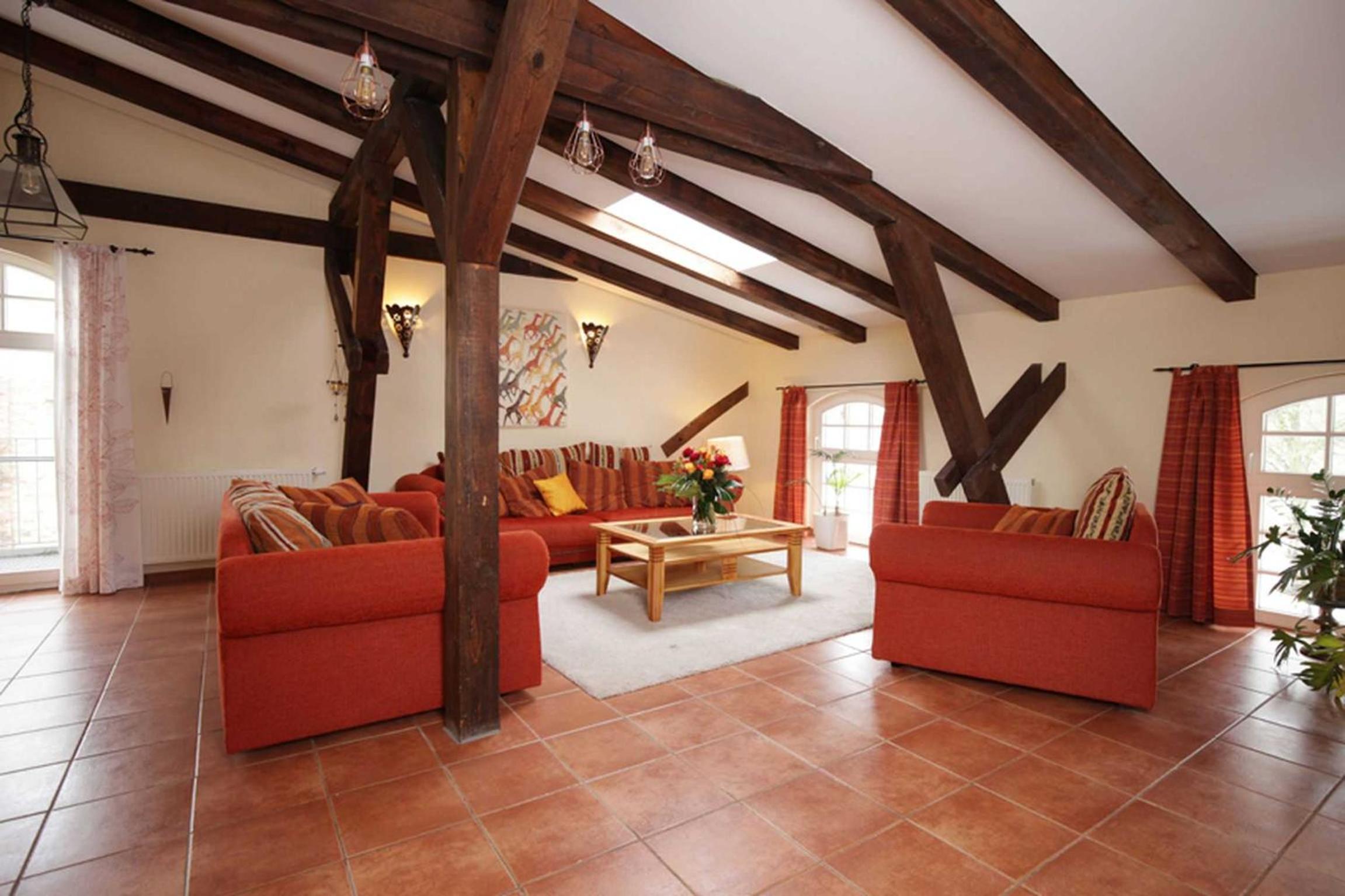 Three-Bedroom Apartment with Balcony photo 3